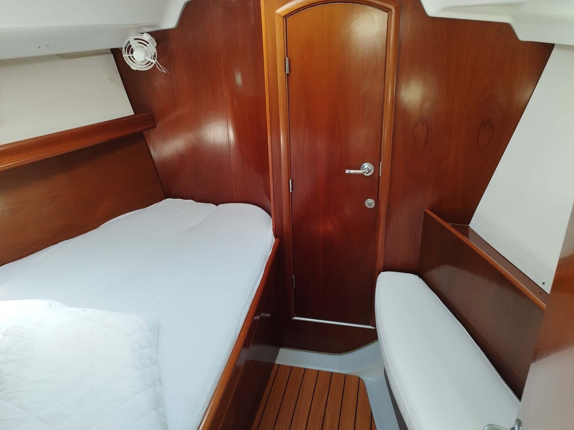 Oceanis 393 - photo 9