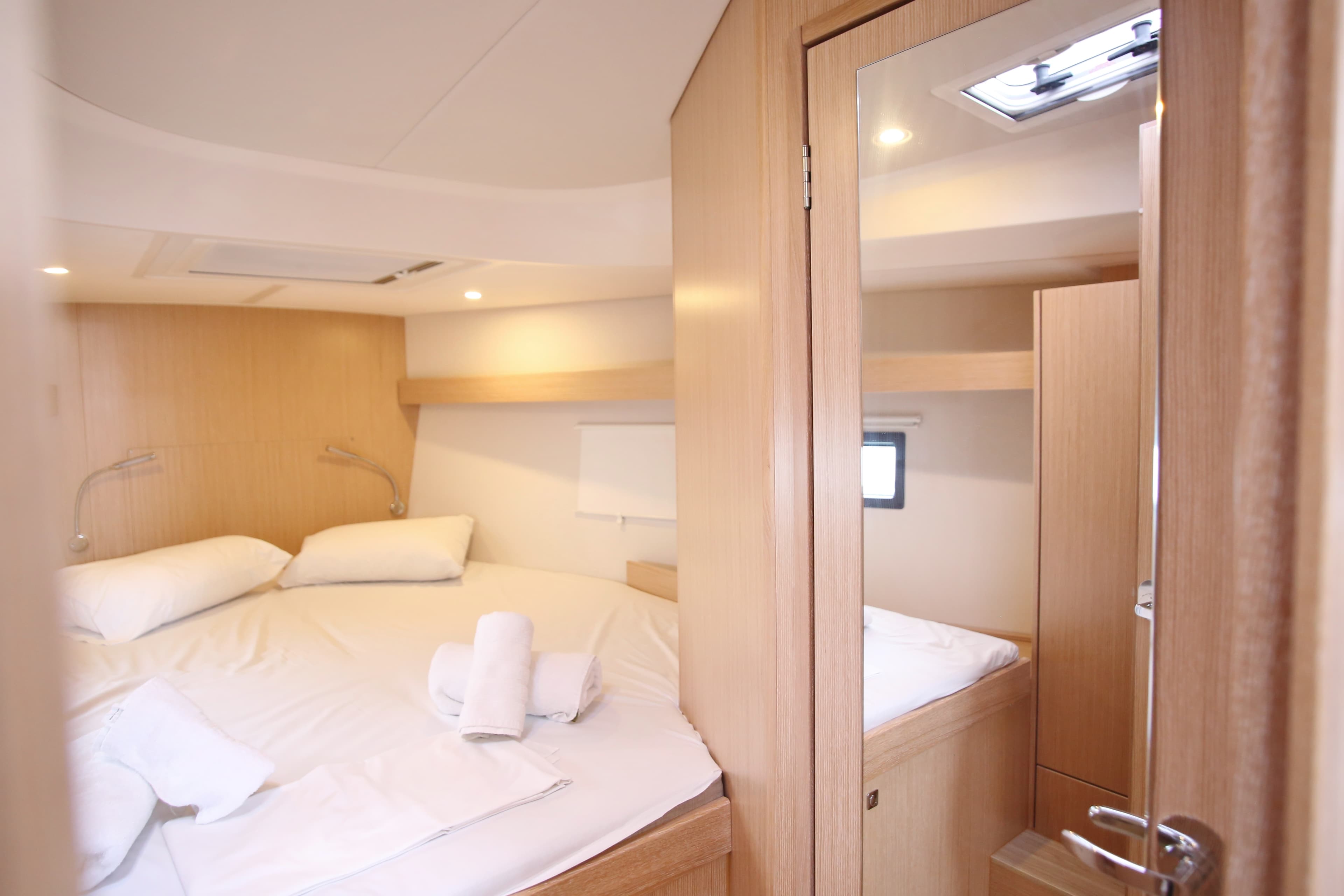 Bavaria C42 - photo 20