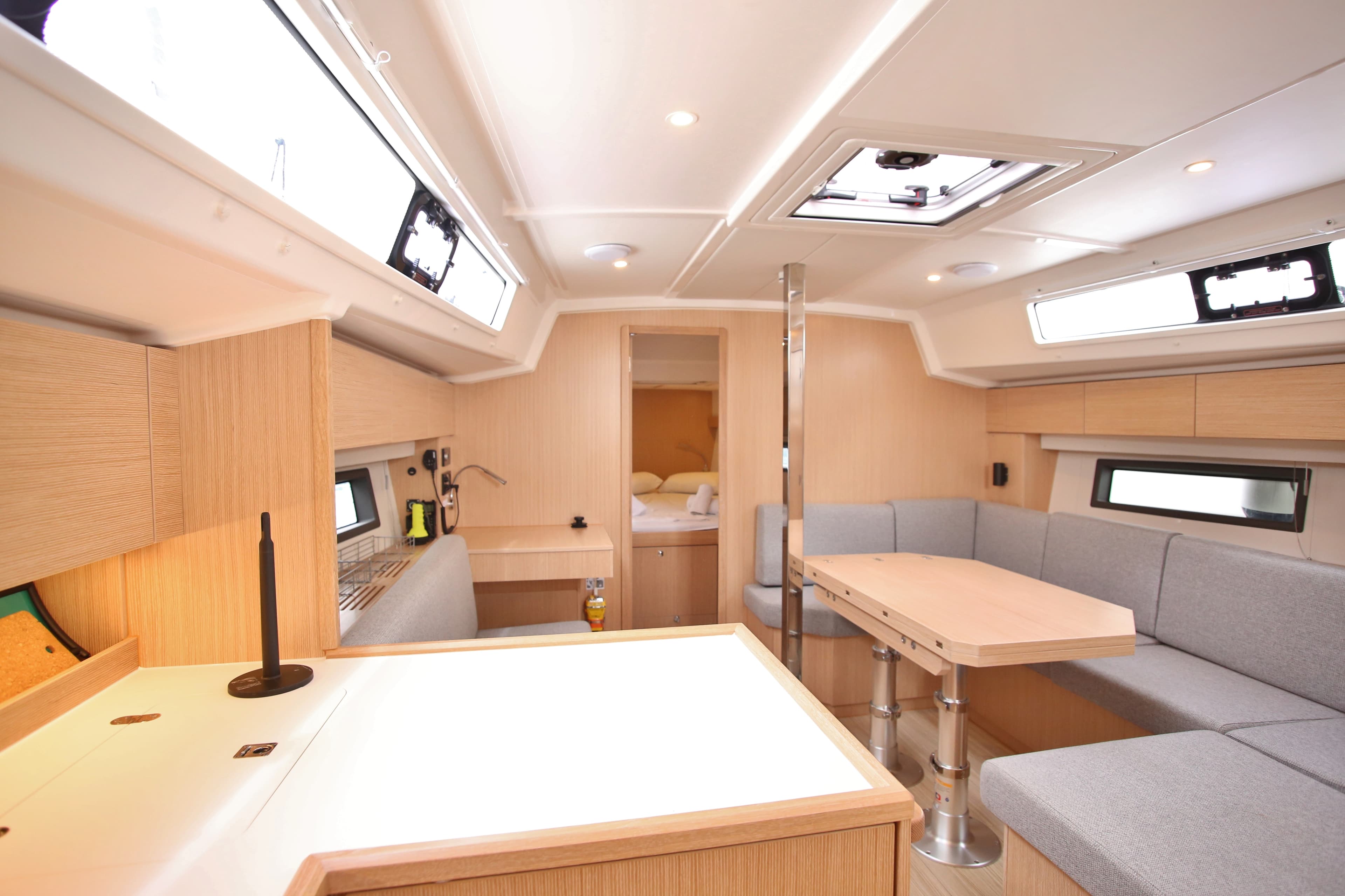 Bavaria C42 - photo 6