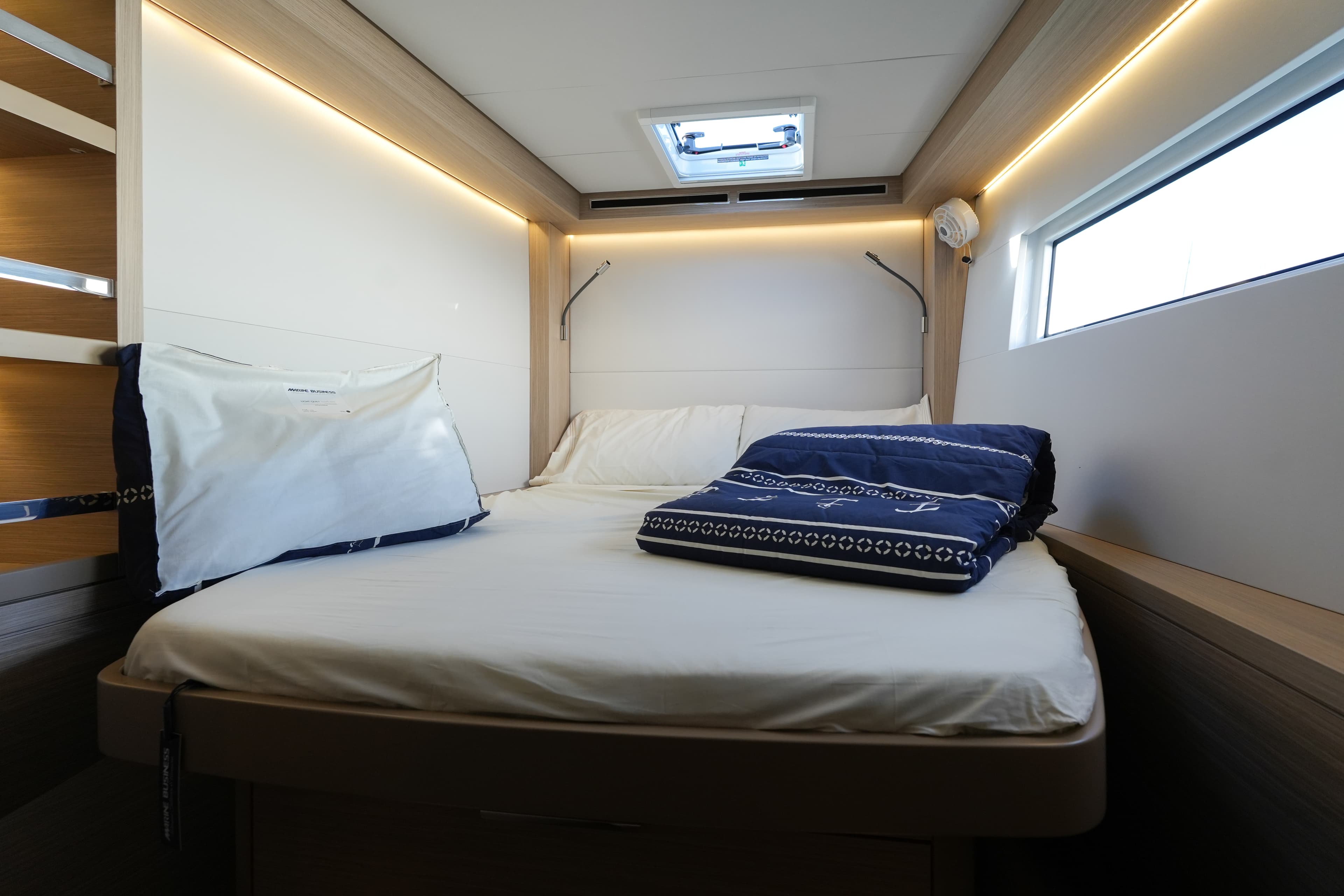 Lagoon 51 - photo 15