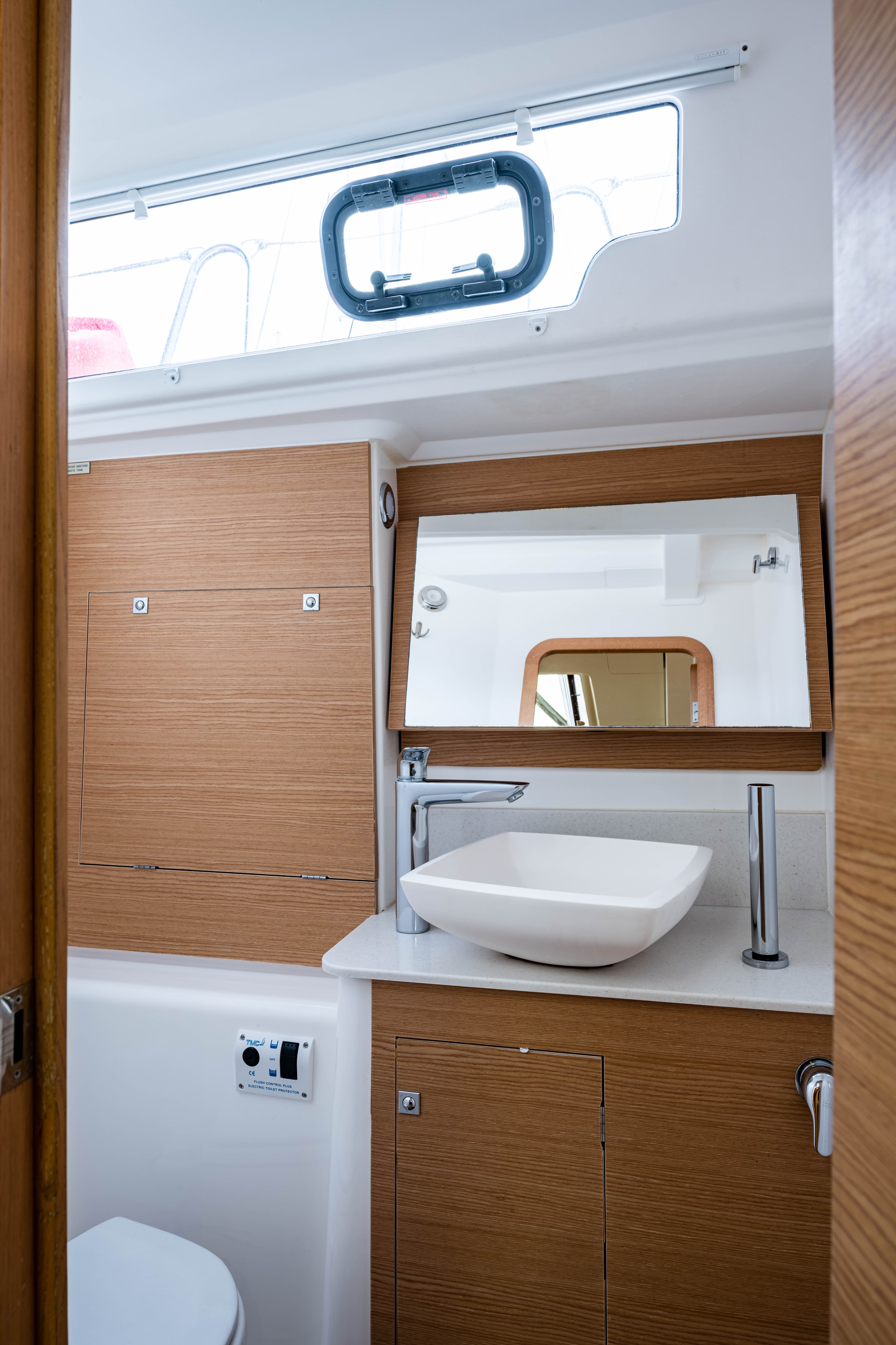 Dufour 460 Grand Large - photo 27