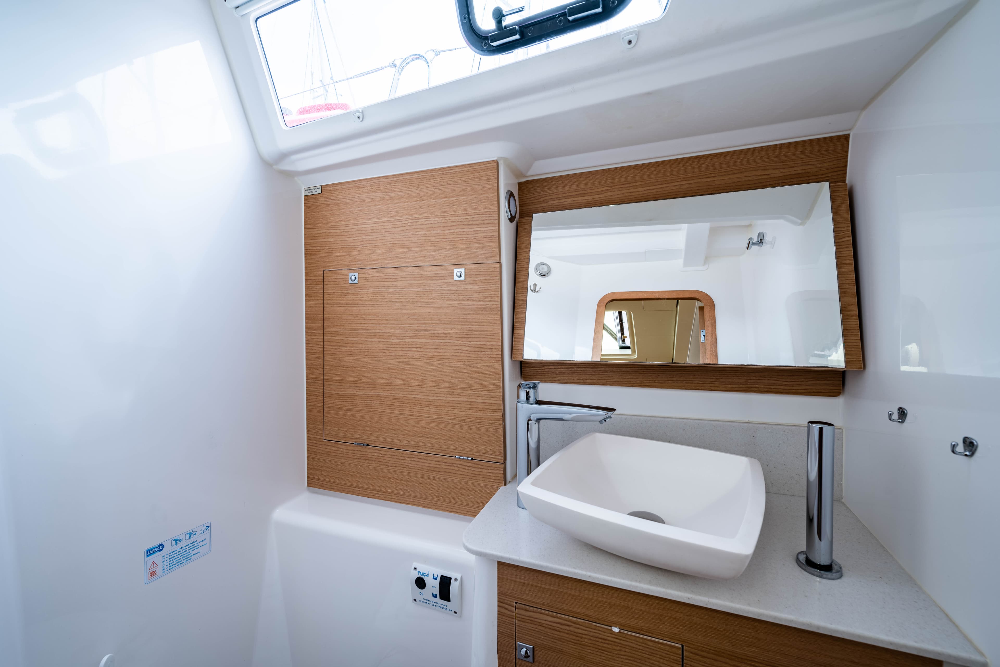 Dufour 460 Grand Large - photo 15