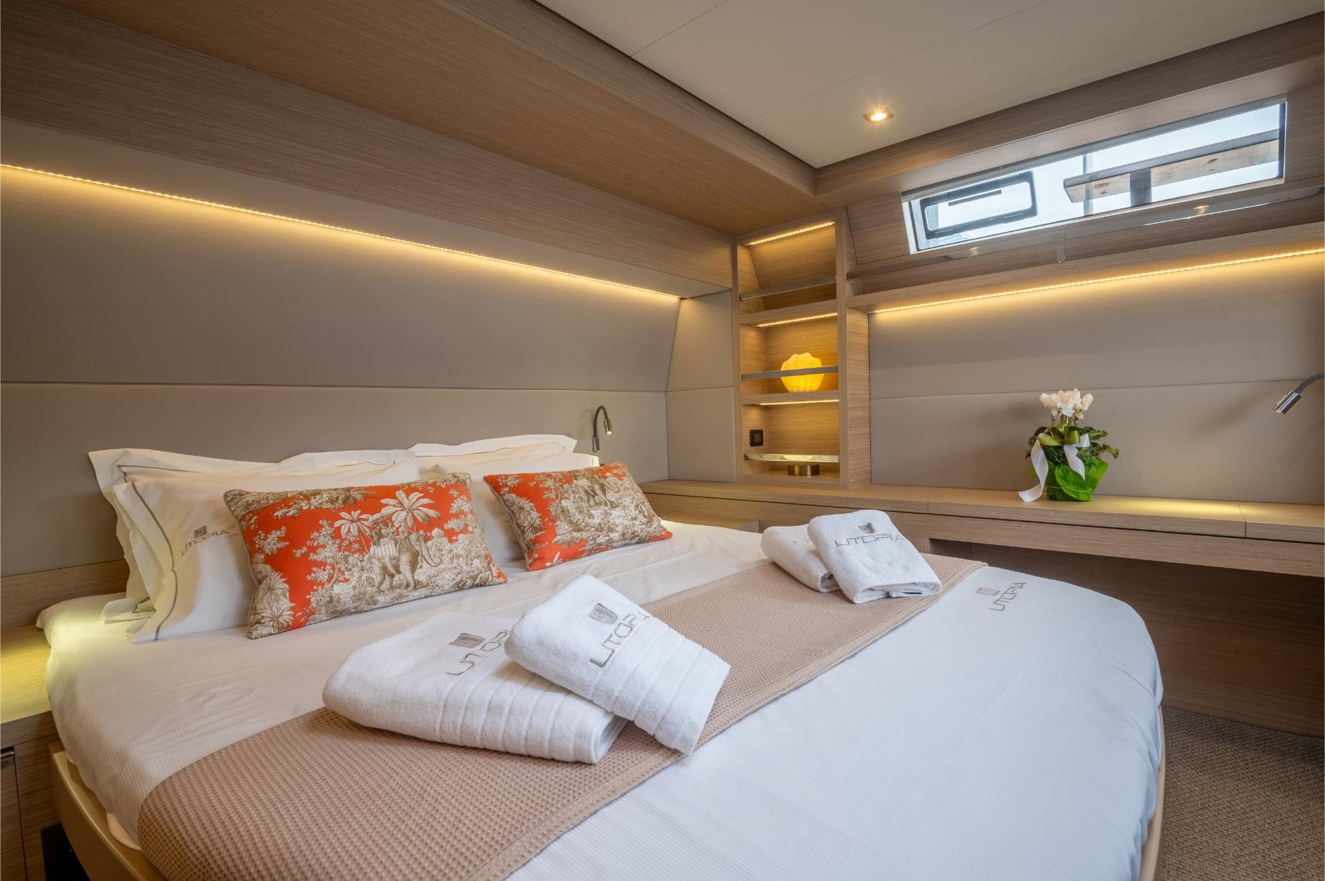 Lagoon 55 - photo 12