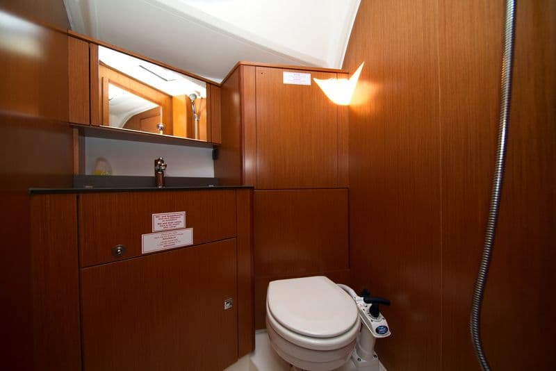 Bavaria Cruiser 41 - photo 15