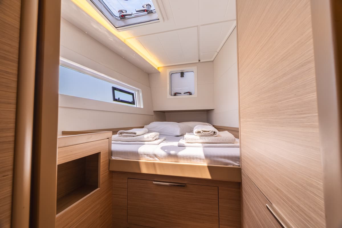 Lagoon 40 - photo 18