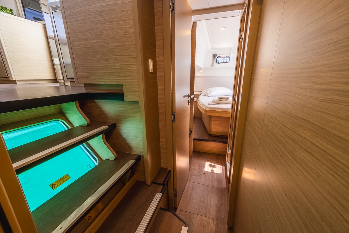 Lagoon 40 - photo 26