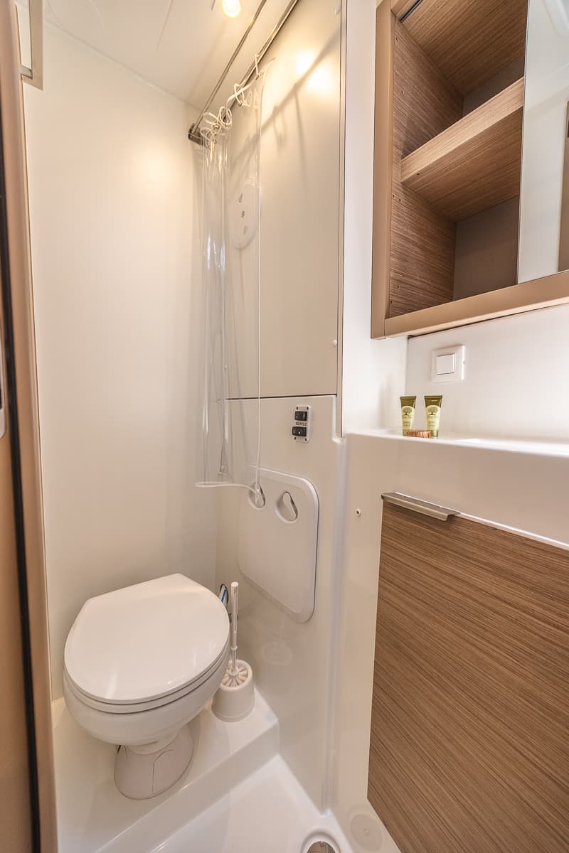 Lagoon 40 - photo 46