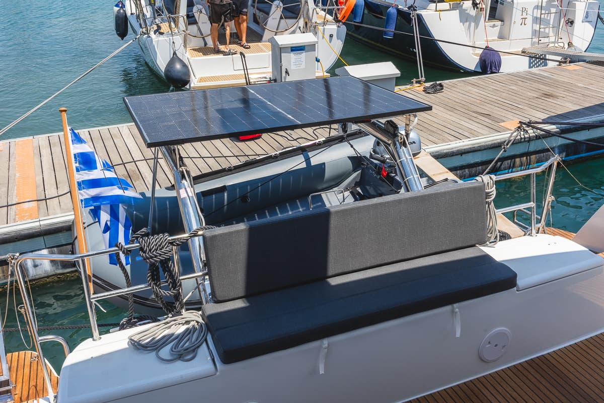 Lagoon 40 - photo 36