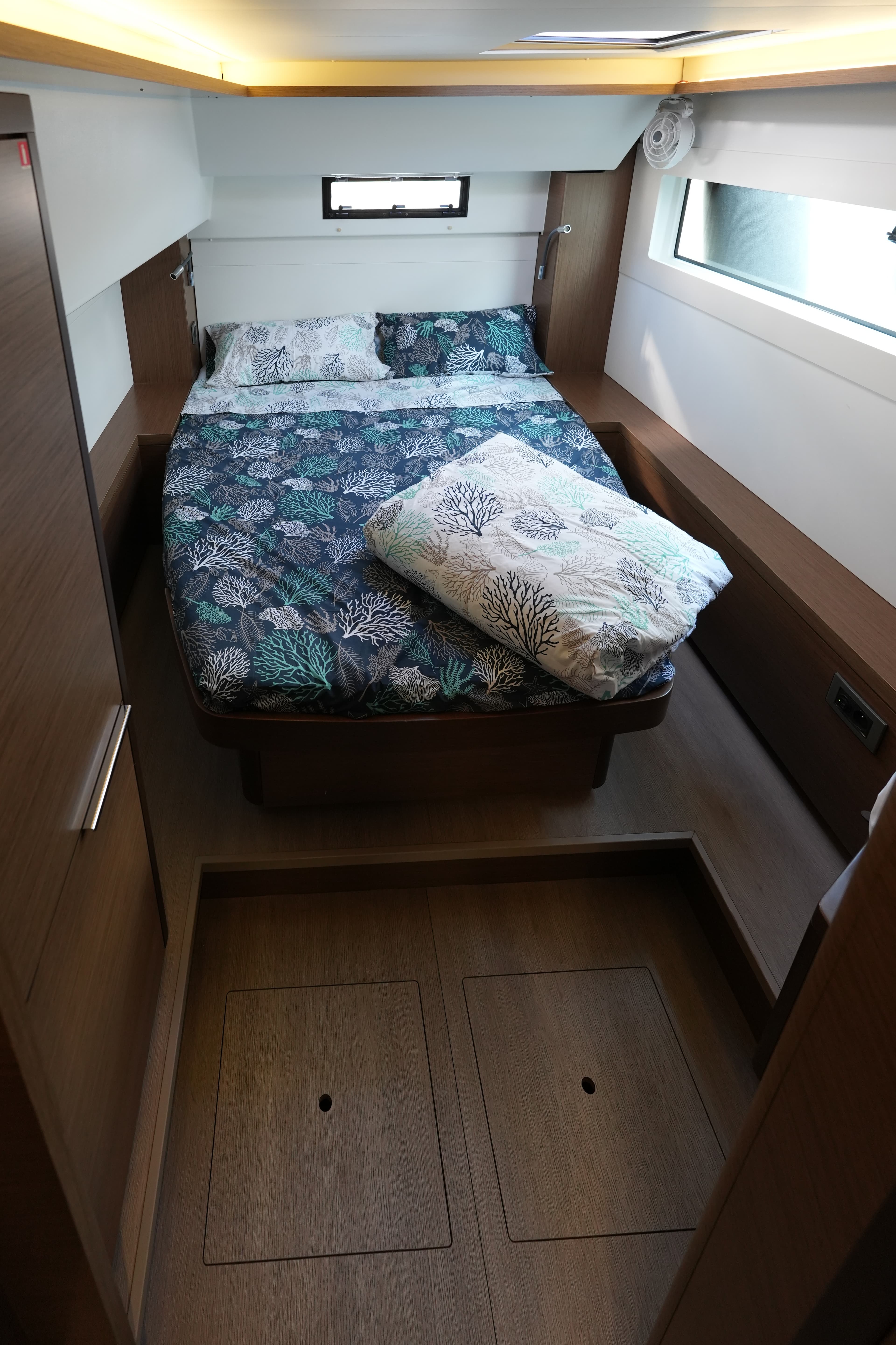 Lagoon 46  - photo 8