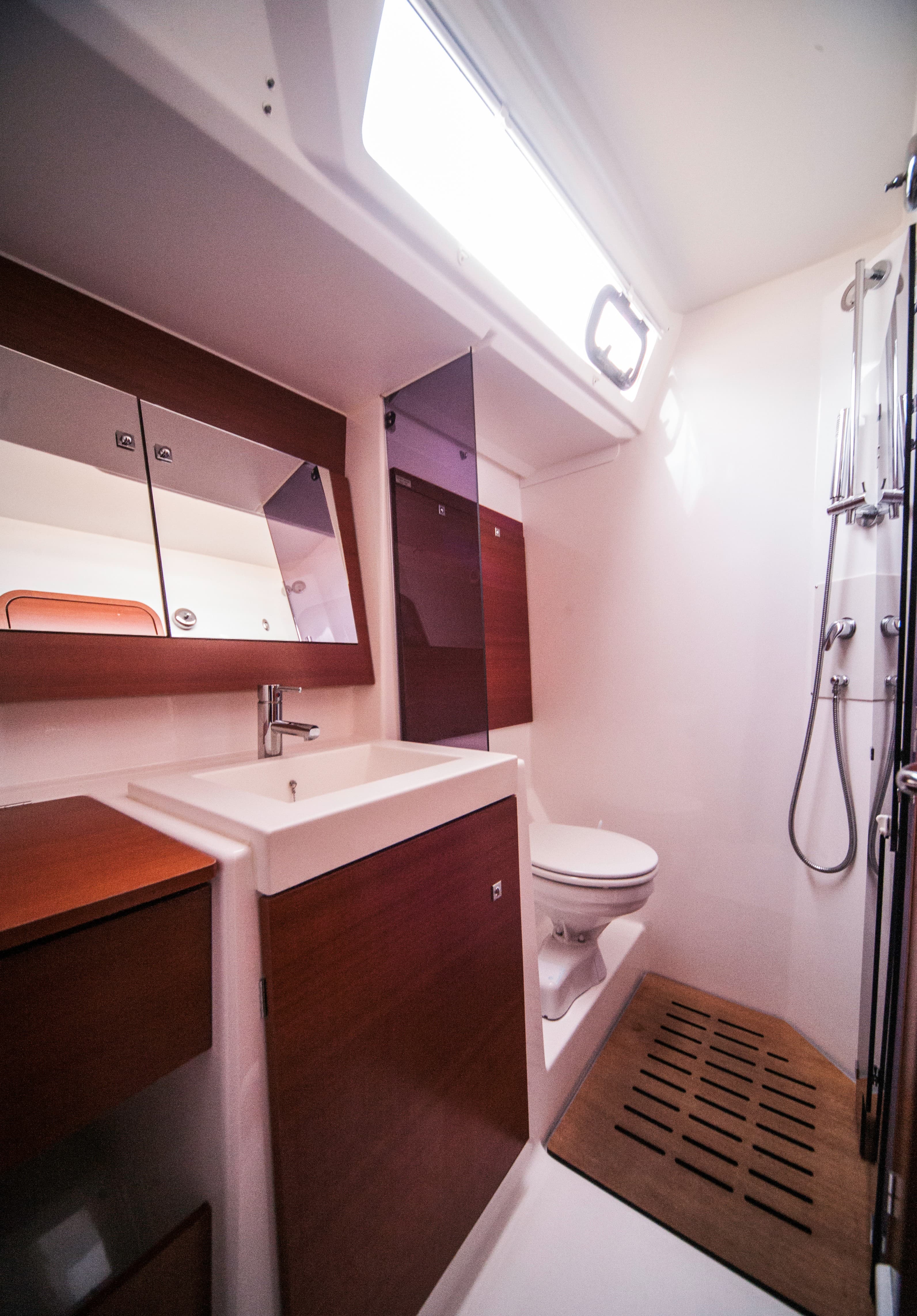 Dufour 56 Exclusive - photo 20