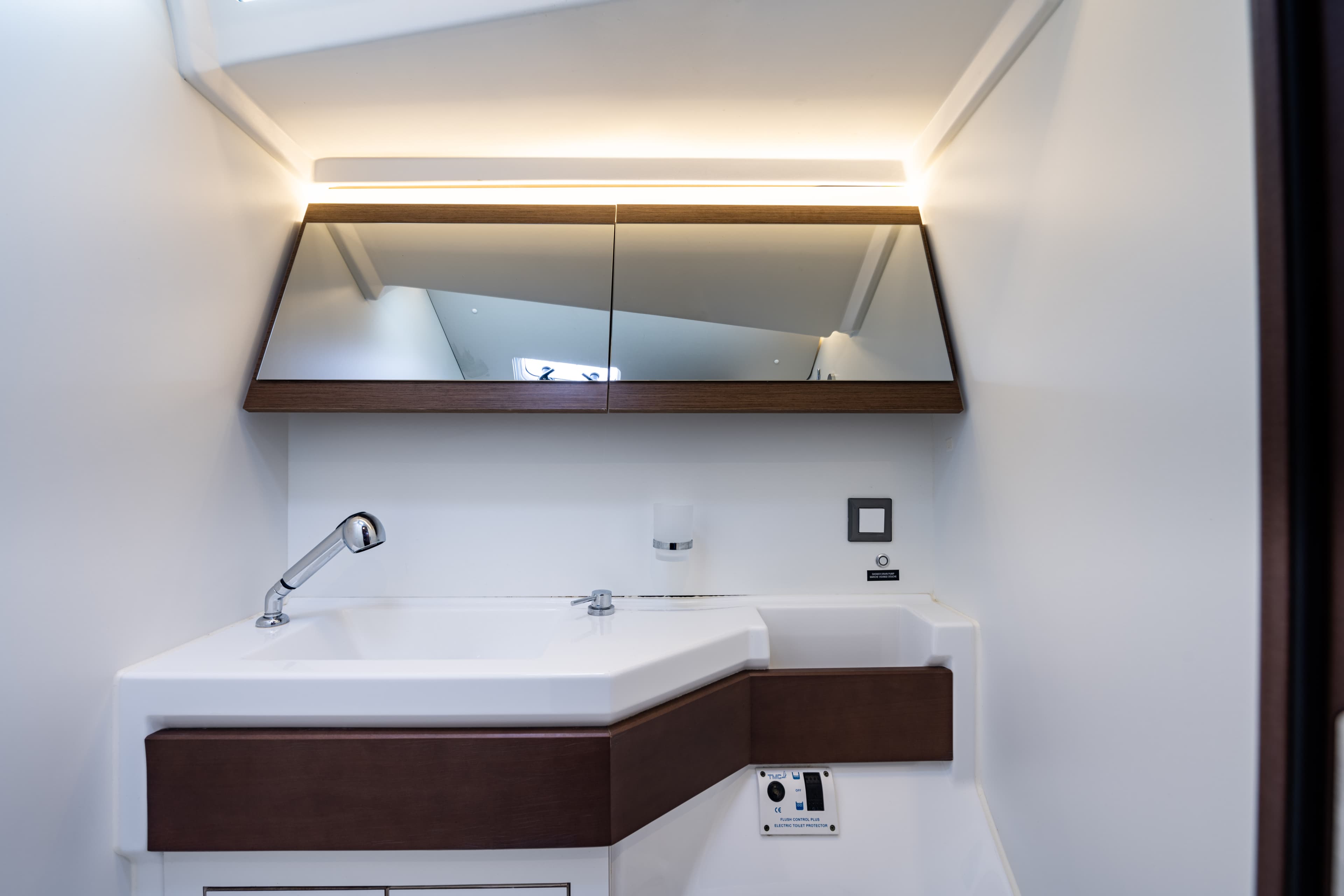 Oceanis 46.1 - photo 30