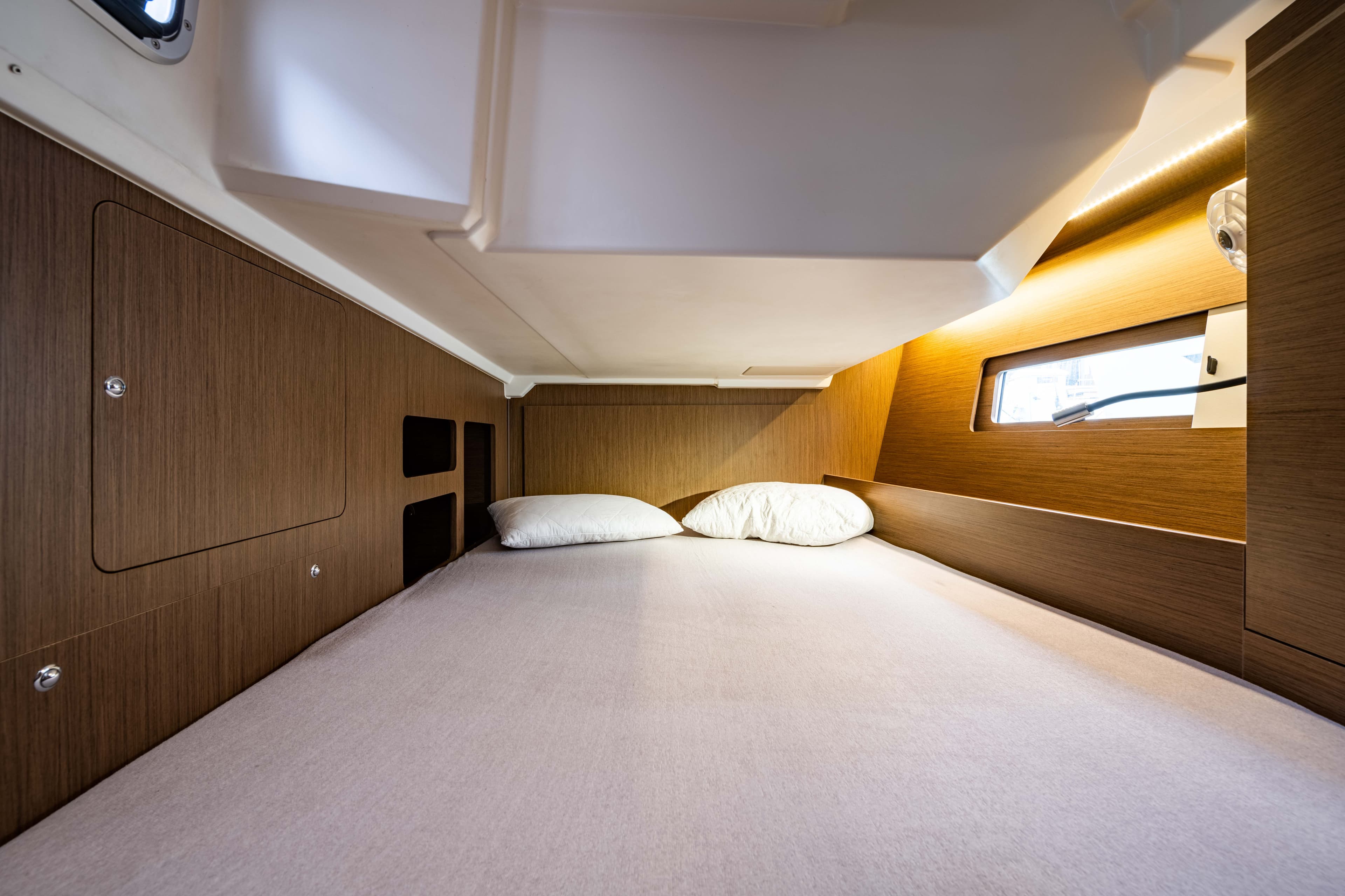 Oceanis 46.1 - photo 9