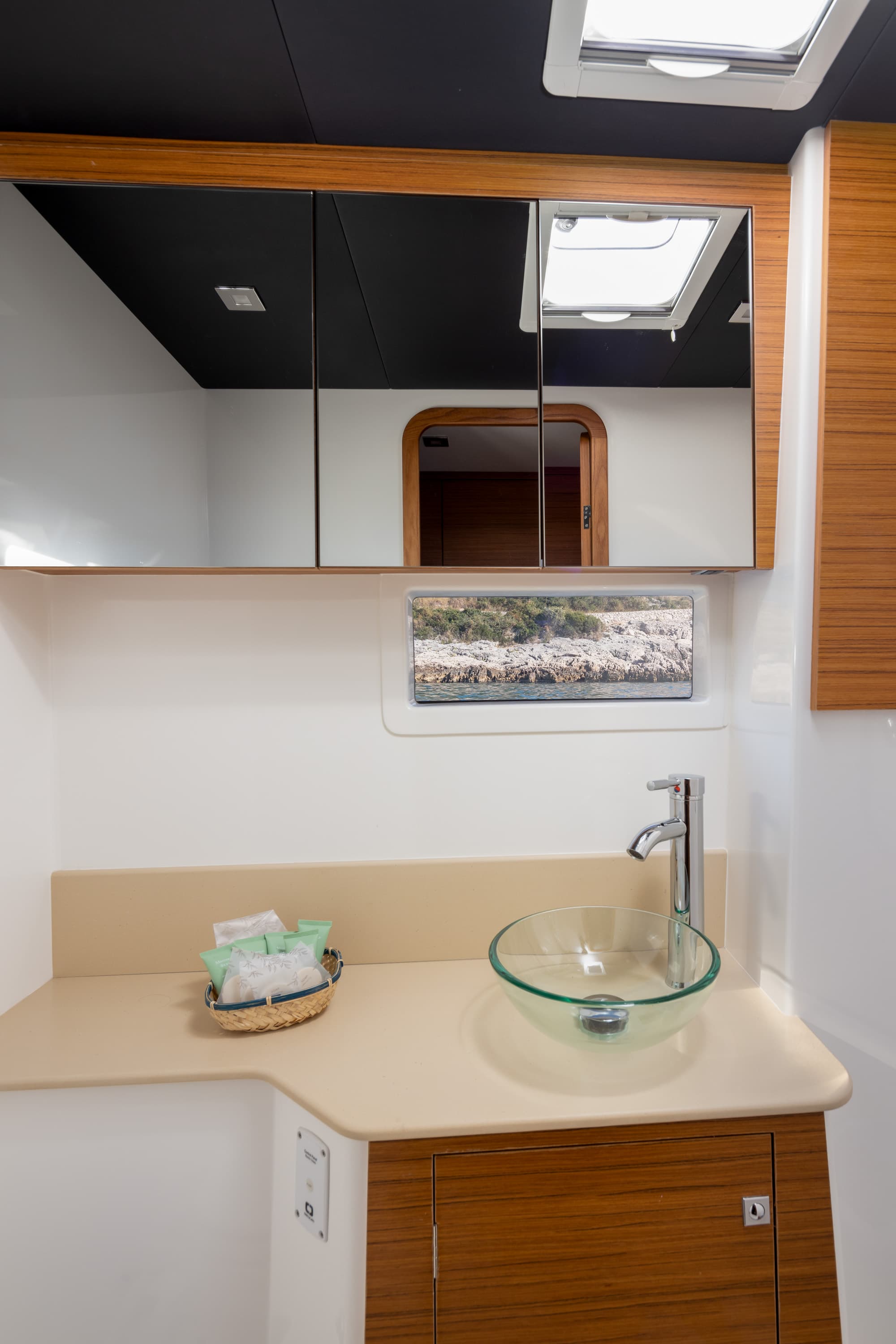 Dufour Catamaran 48 - photo 37