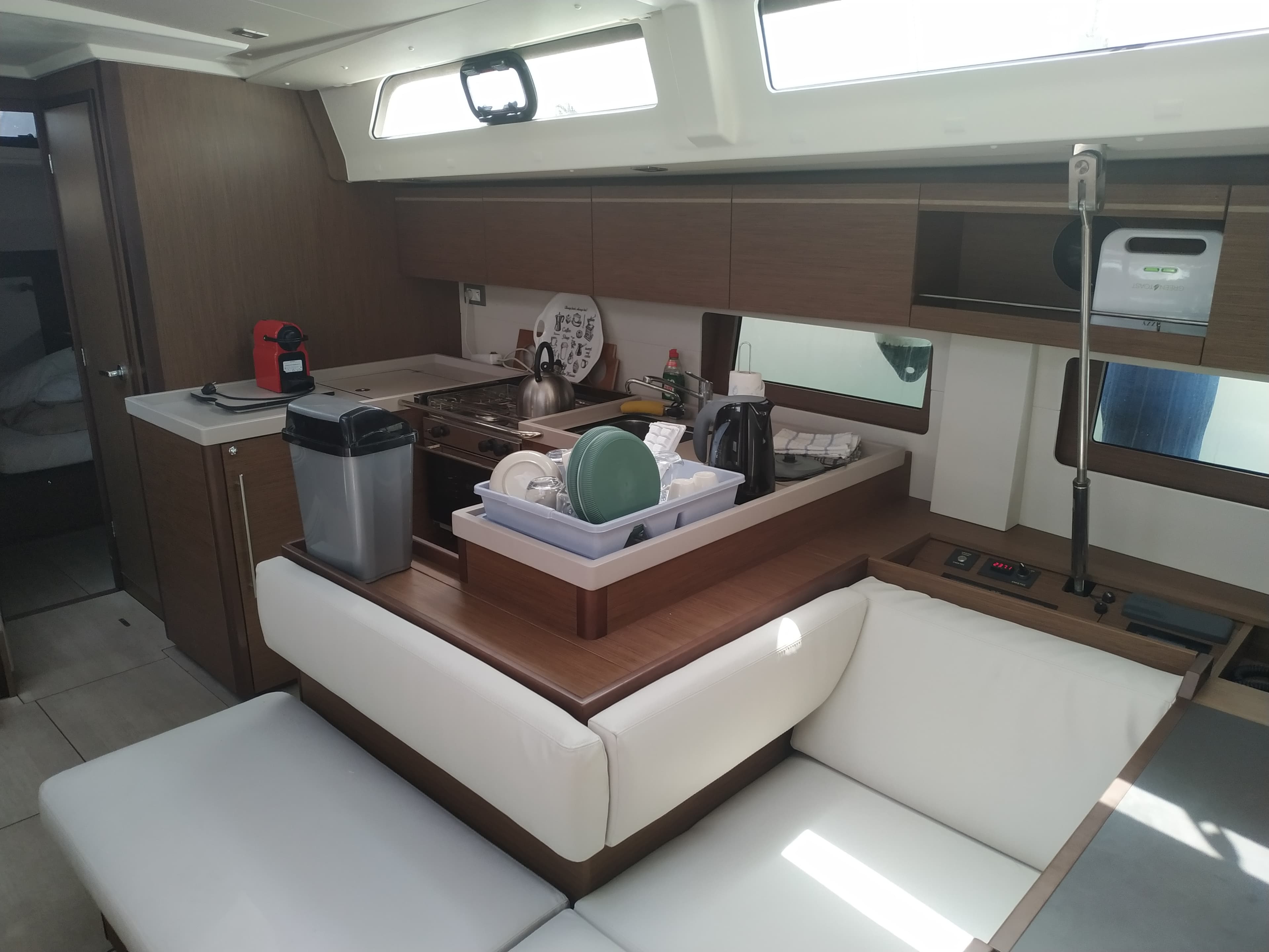 Oceanis 51.1 - photo 8