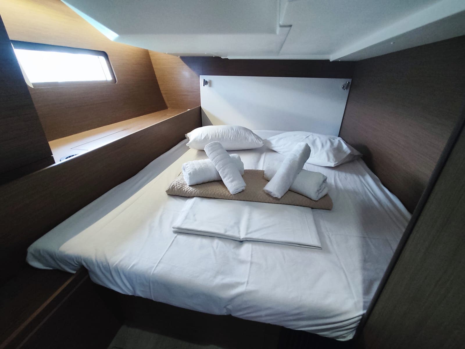 Oceanis 51.1 - photo 7