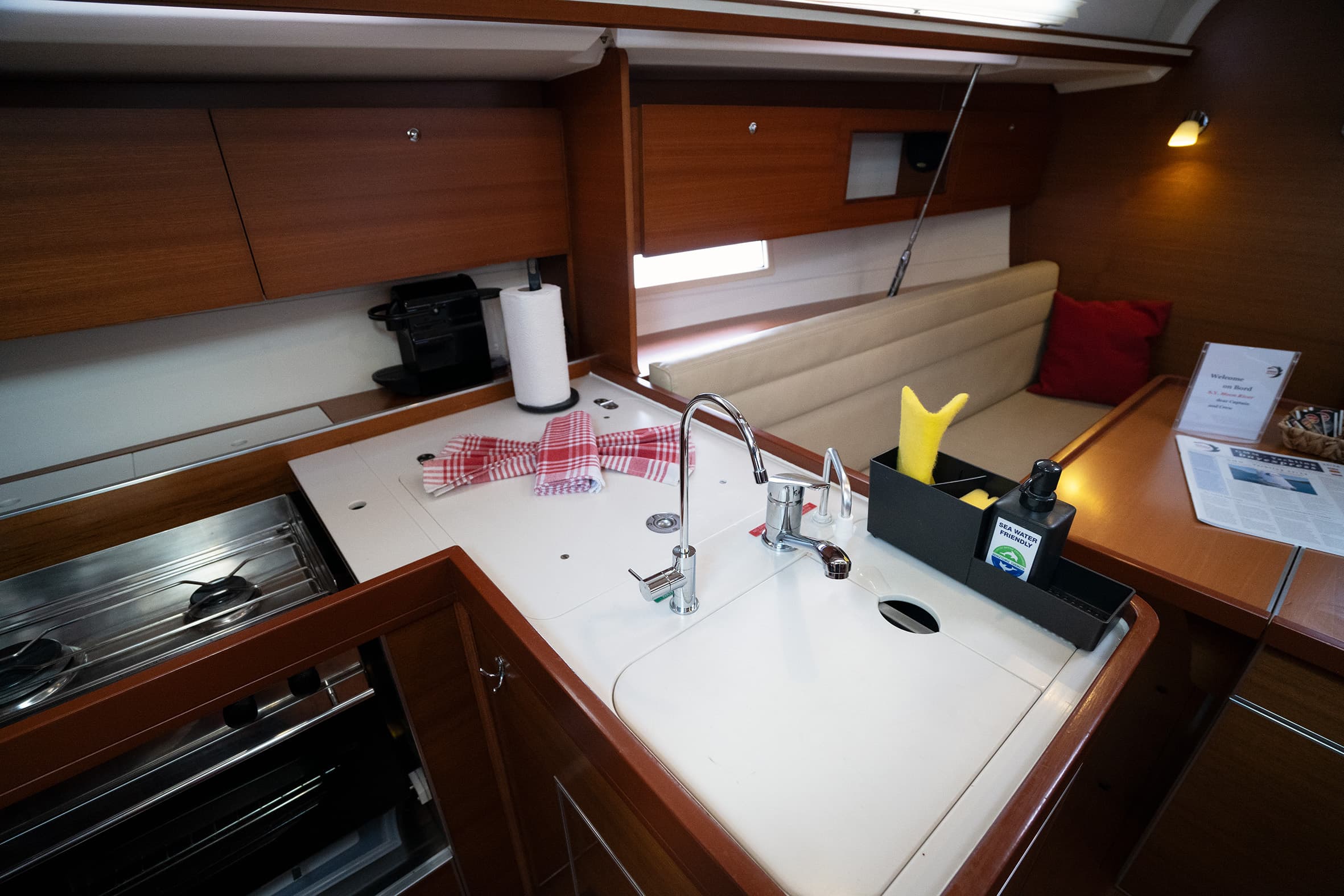 Dufour 335 Grand Large - photo 12