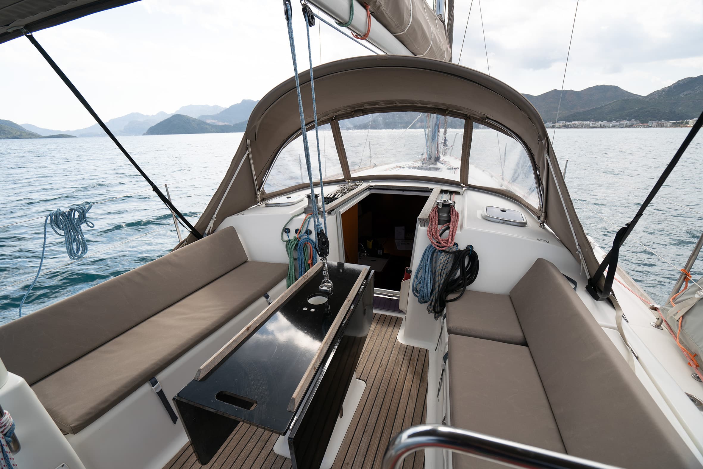 Dufour 335 Grand Large - photo 17