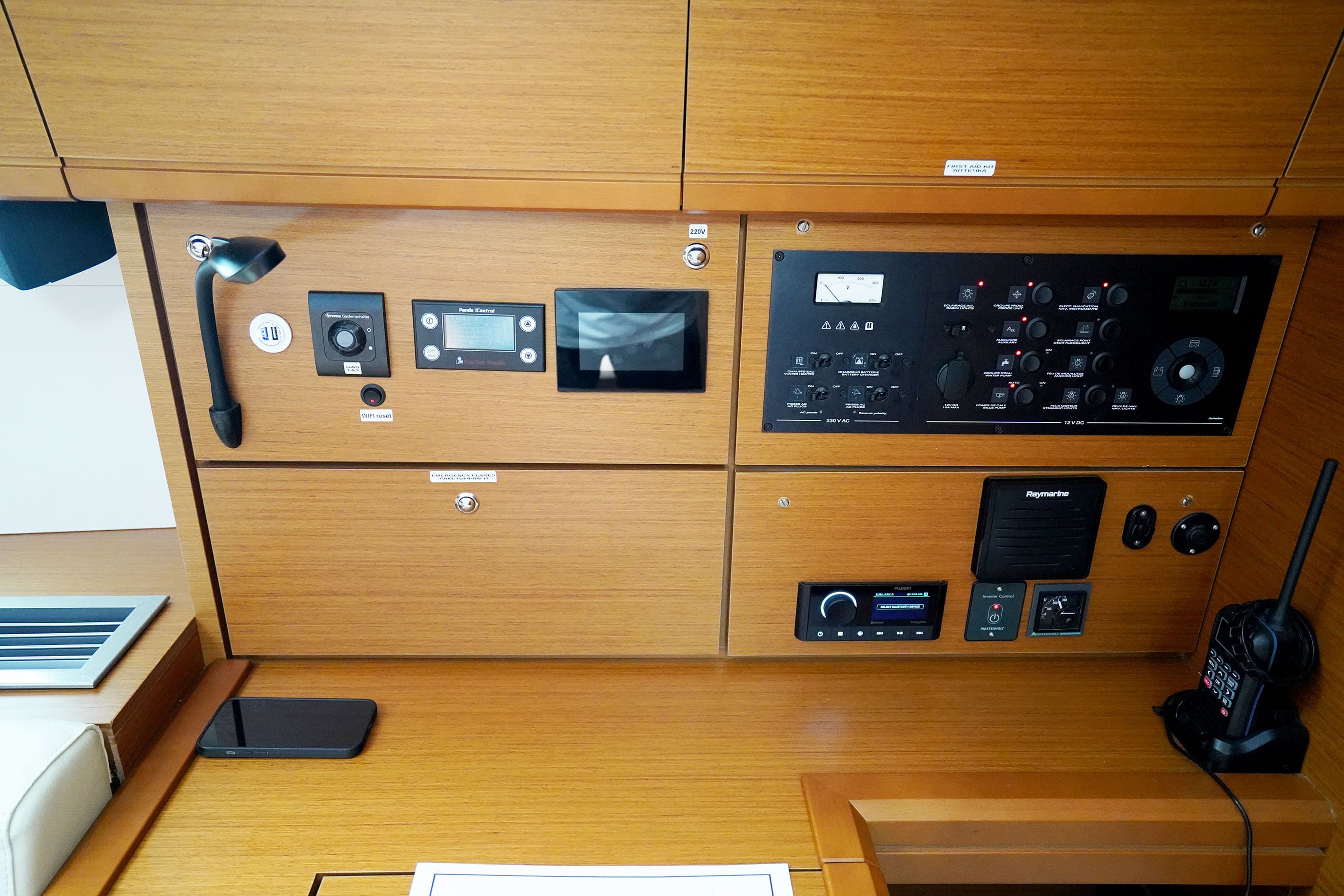 Jeanneau 54 - photo 18