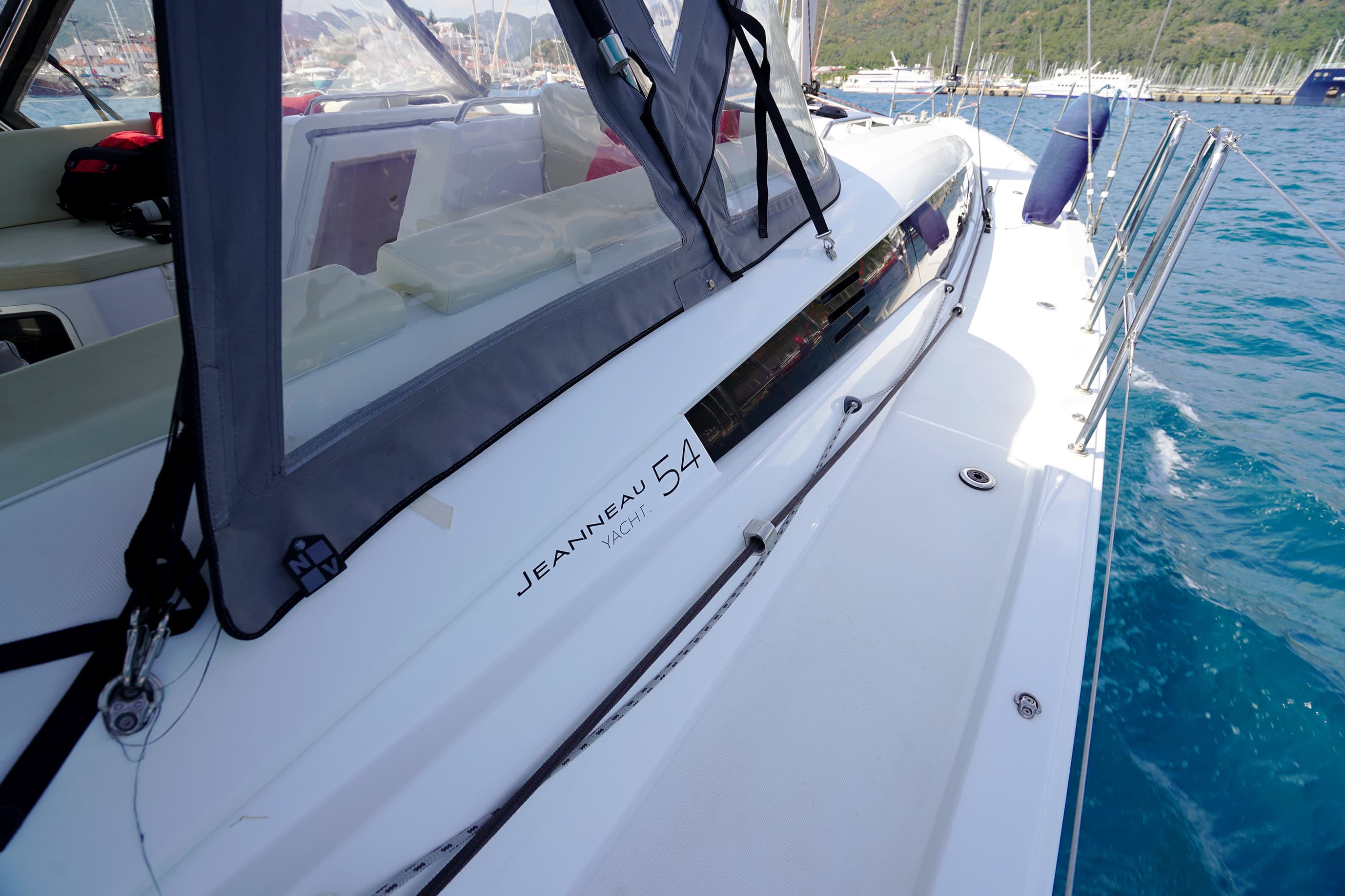 Jeanneau 54 - photo 12