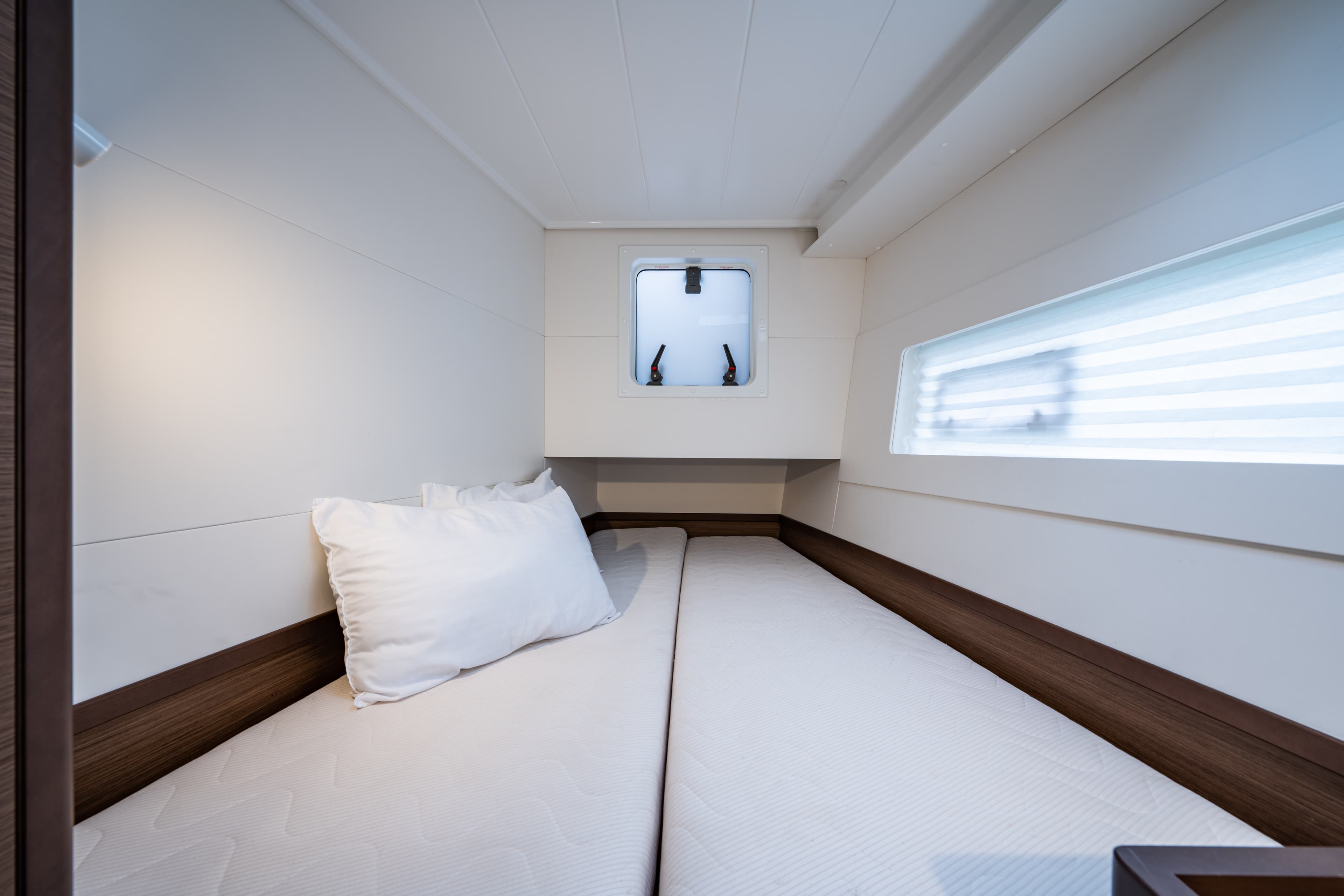 Lagoon 40 - photo 10