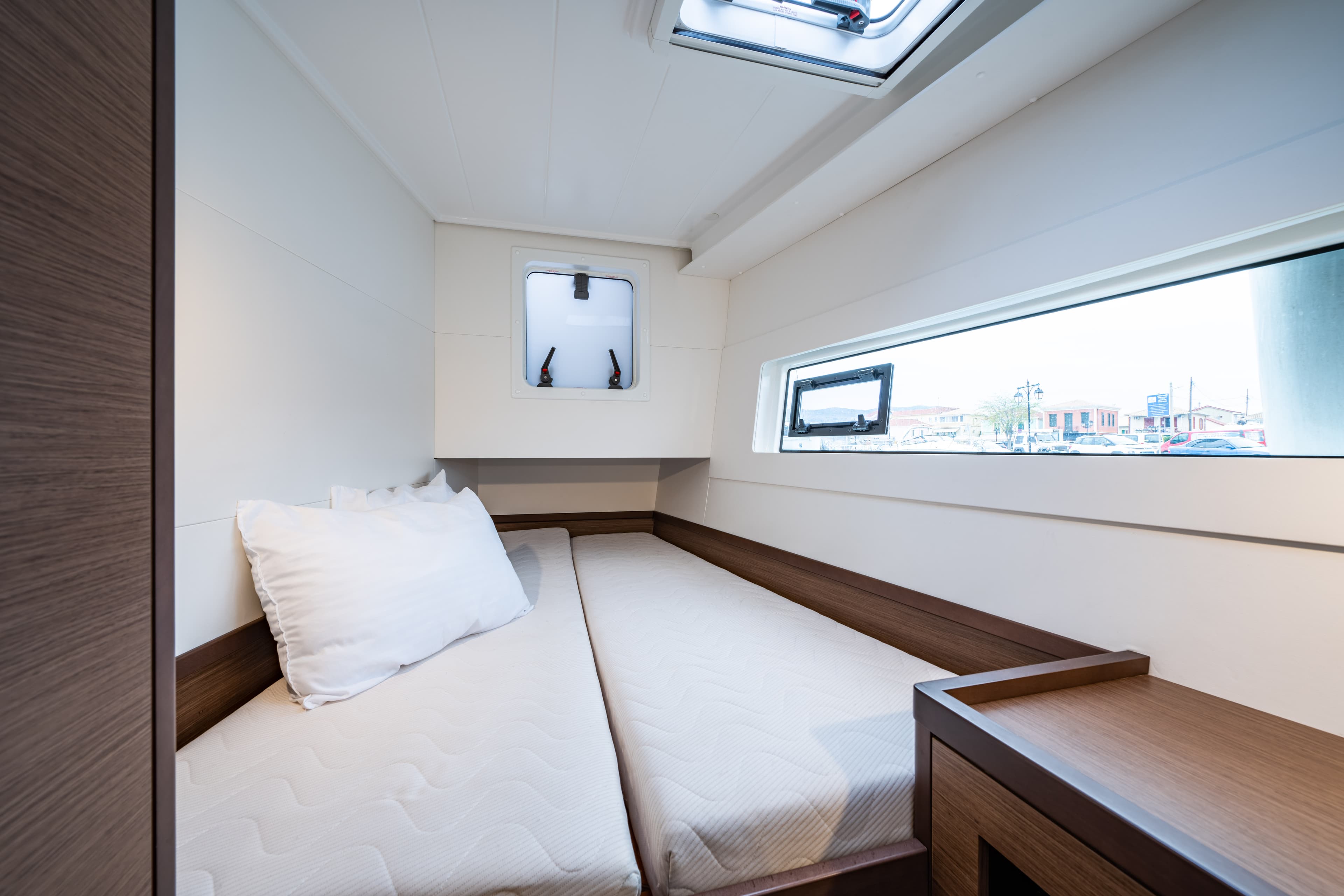 Lagoon 40 - photo 21