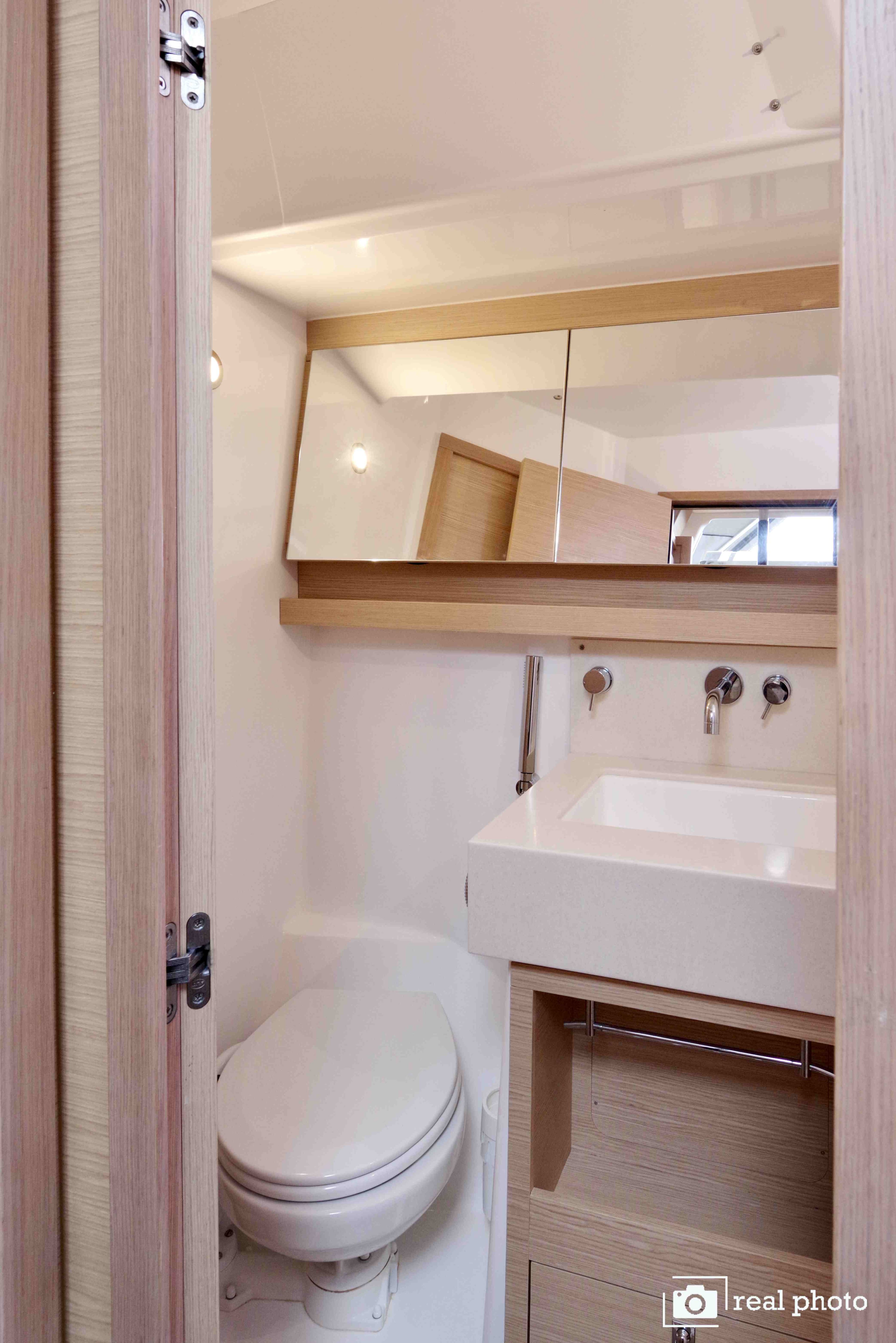 Dufour 530 - photo 14