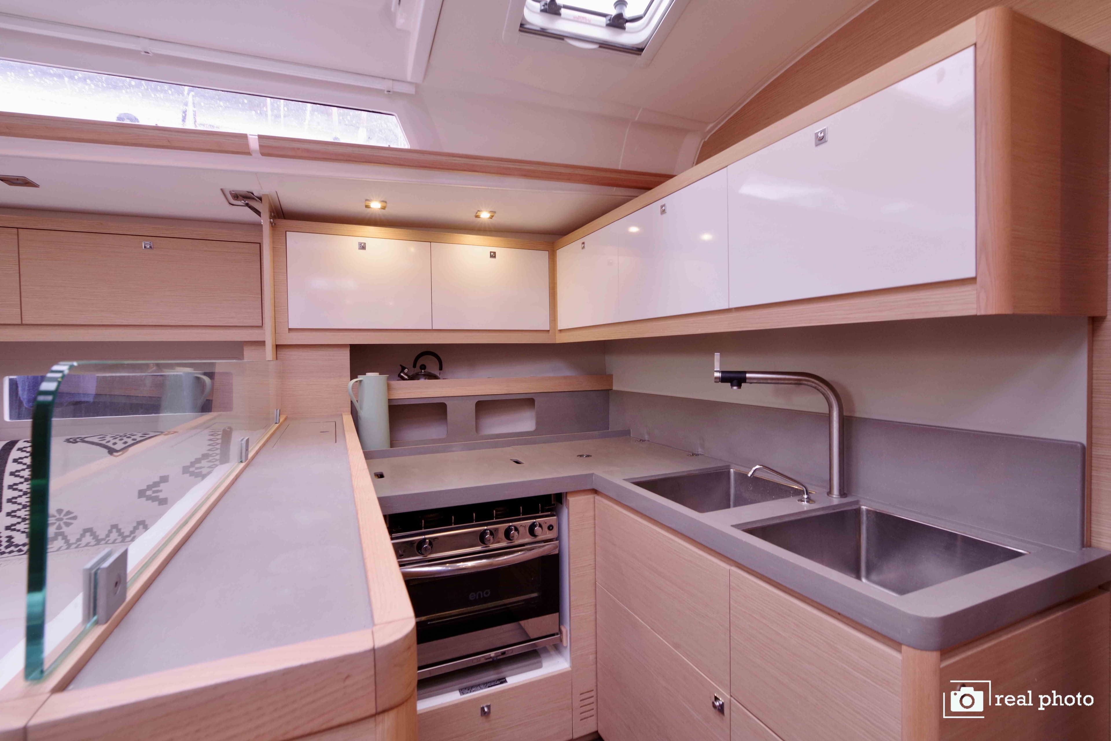 Dufour 530 - photo 17