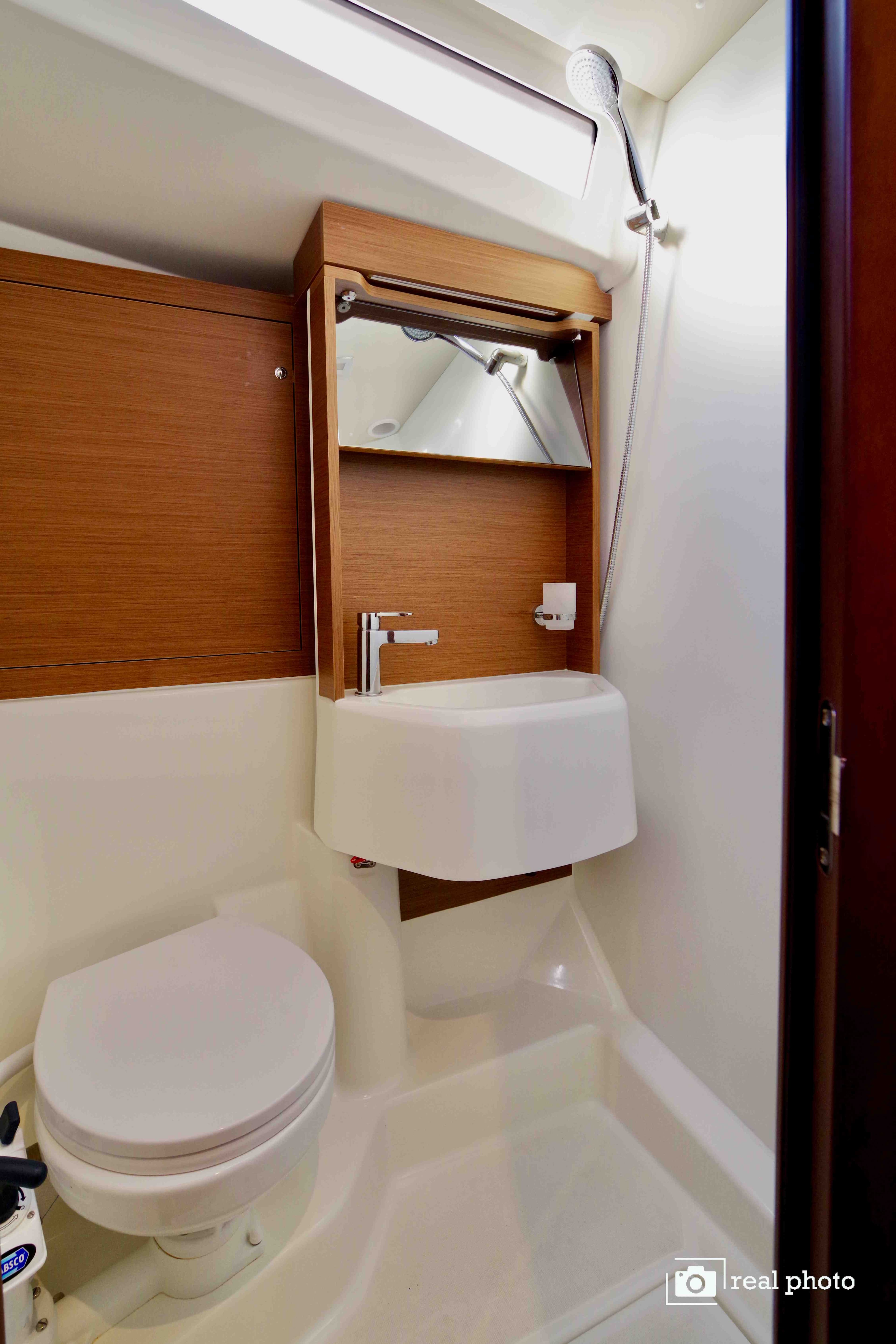 Oceanis 51.1 - photo 5