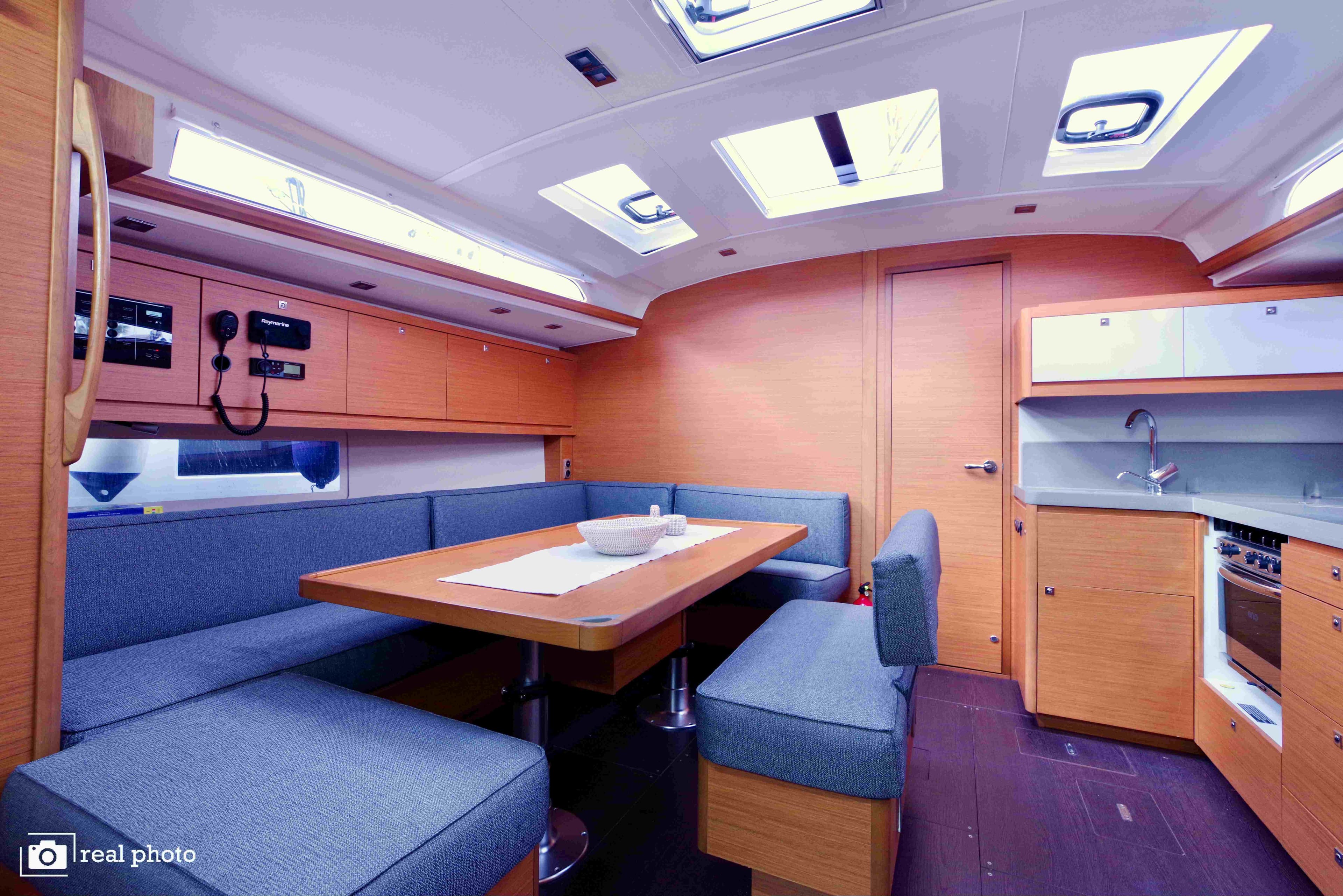 Dufour 470 - photo 6