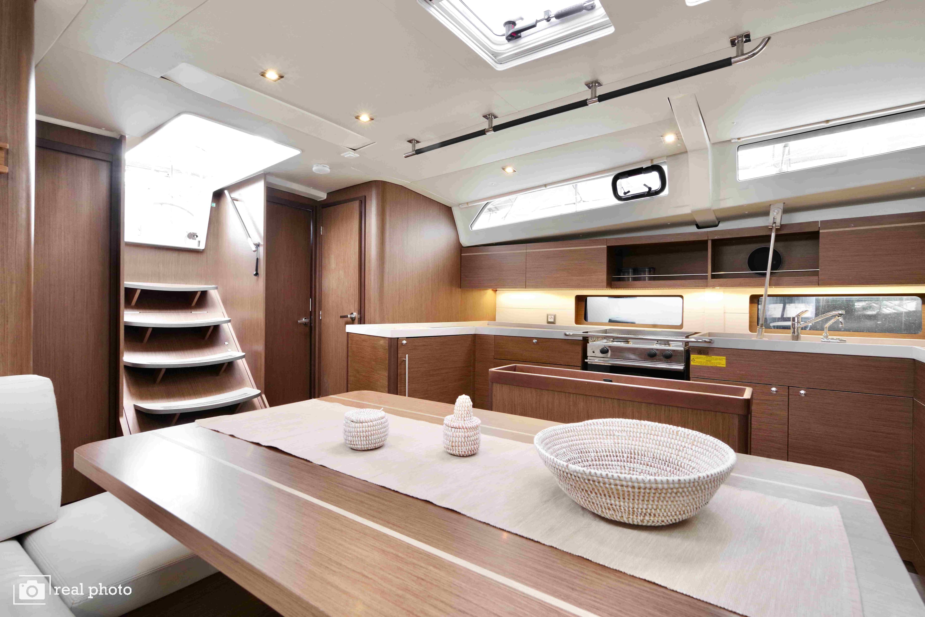 Oceanis 46.1 - photo 7