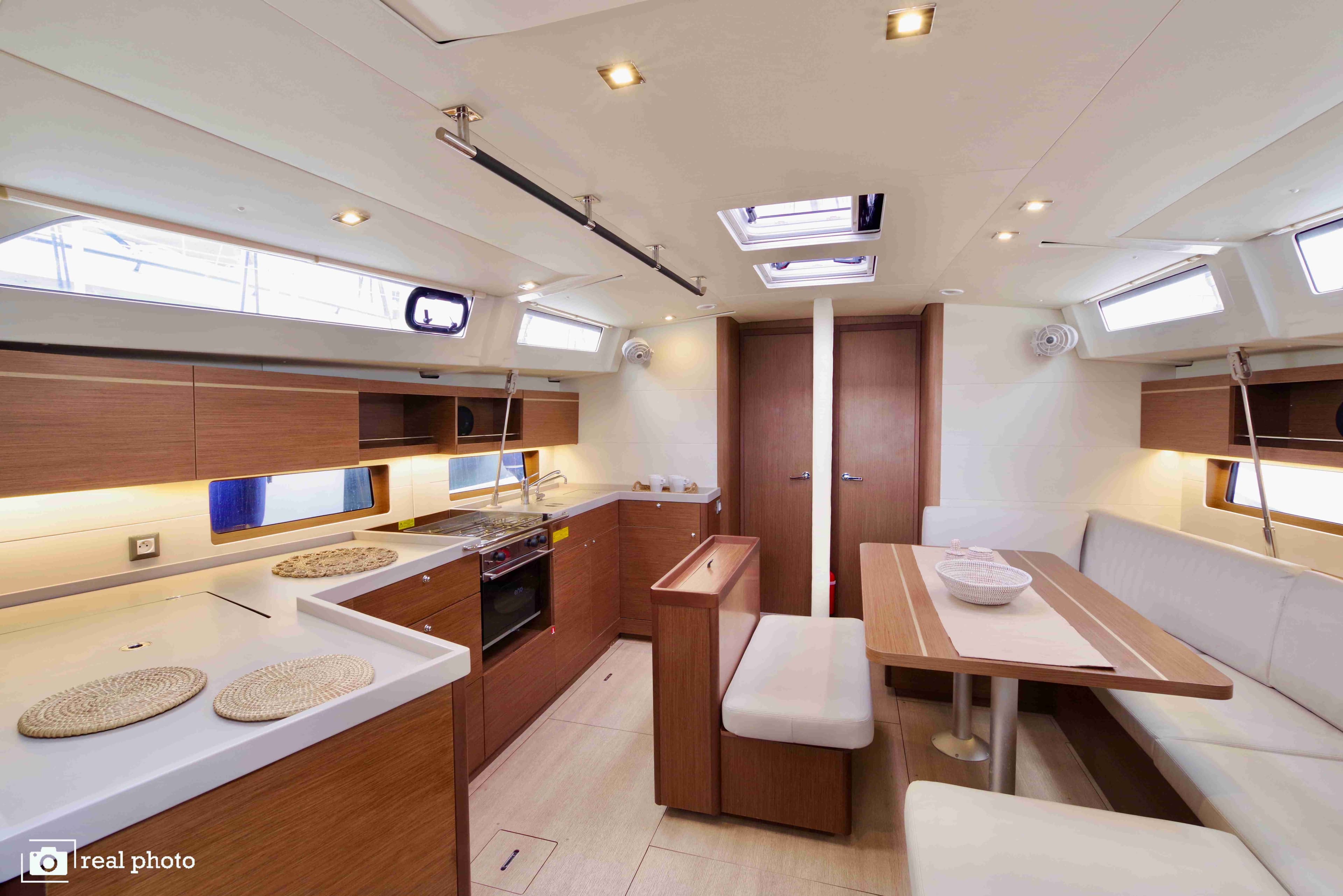 Oceanis 46.1 - photo 8