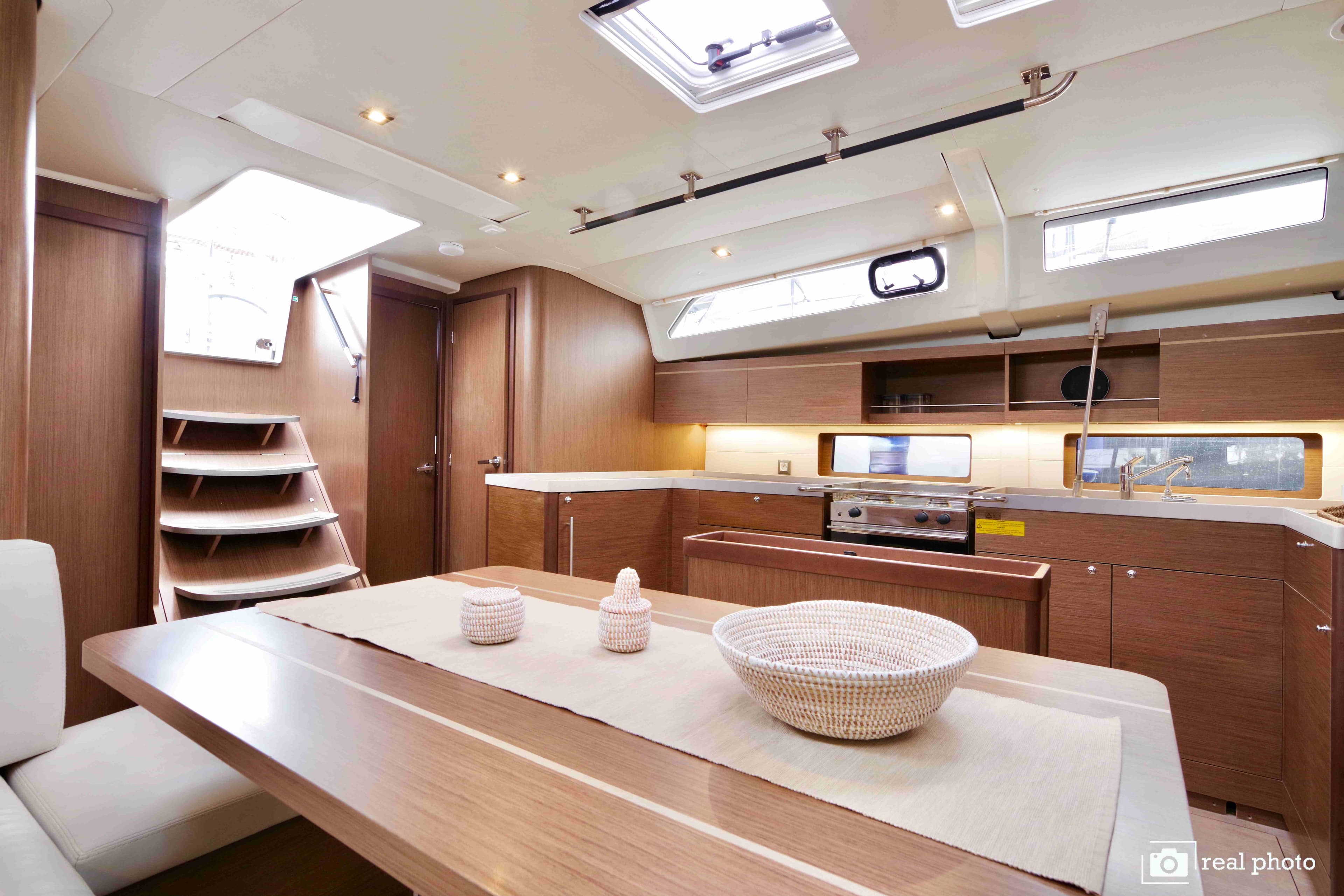 Oceanis 46.1 - photo 6