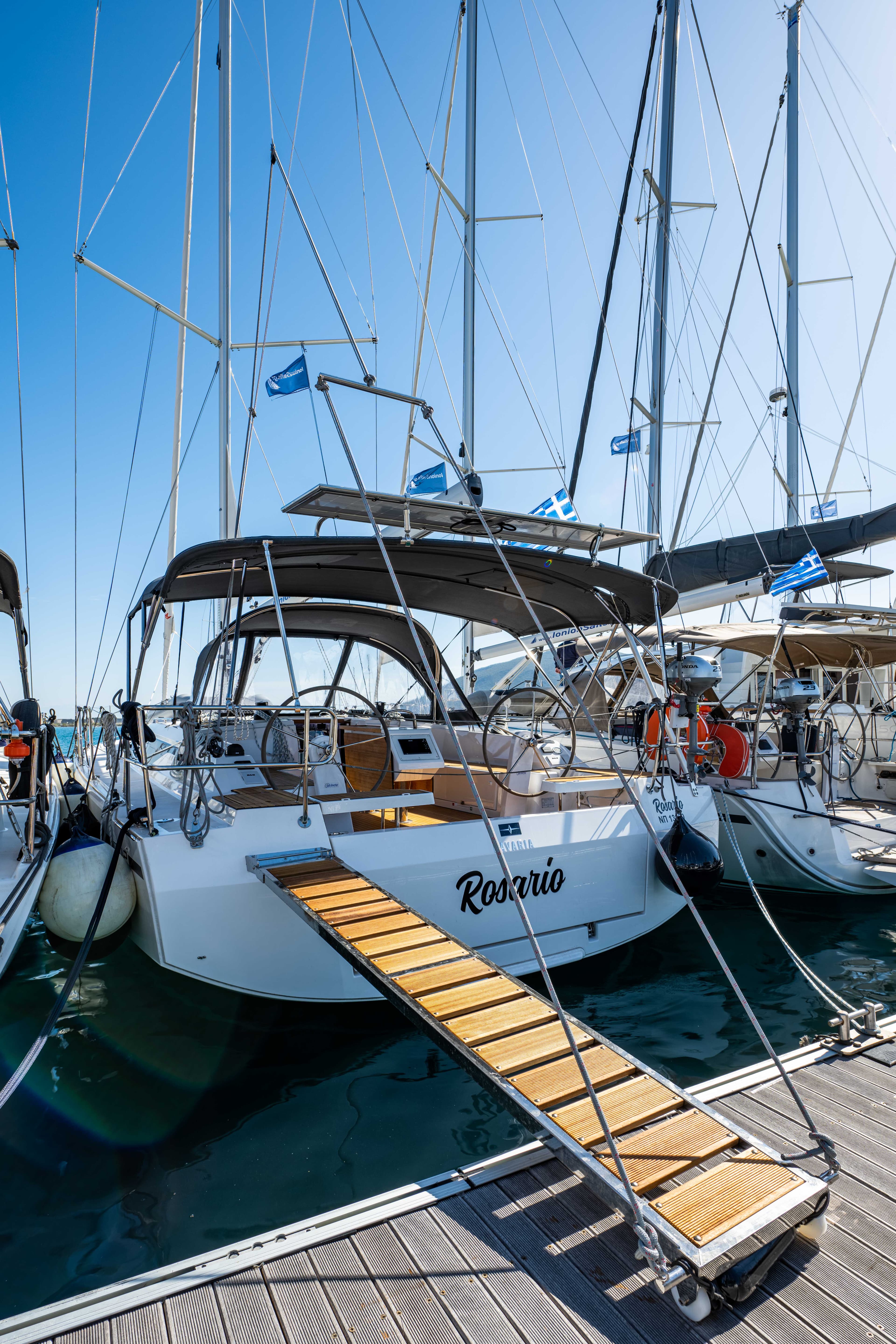 Bavaria C42 - photo 14