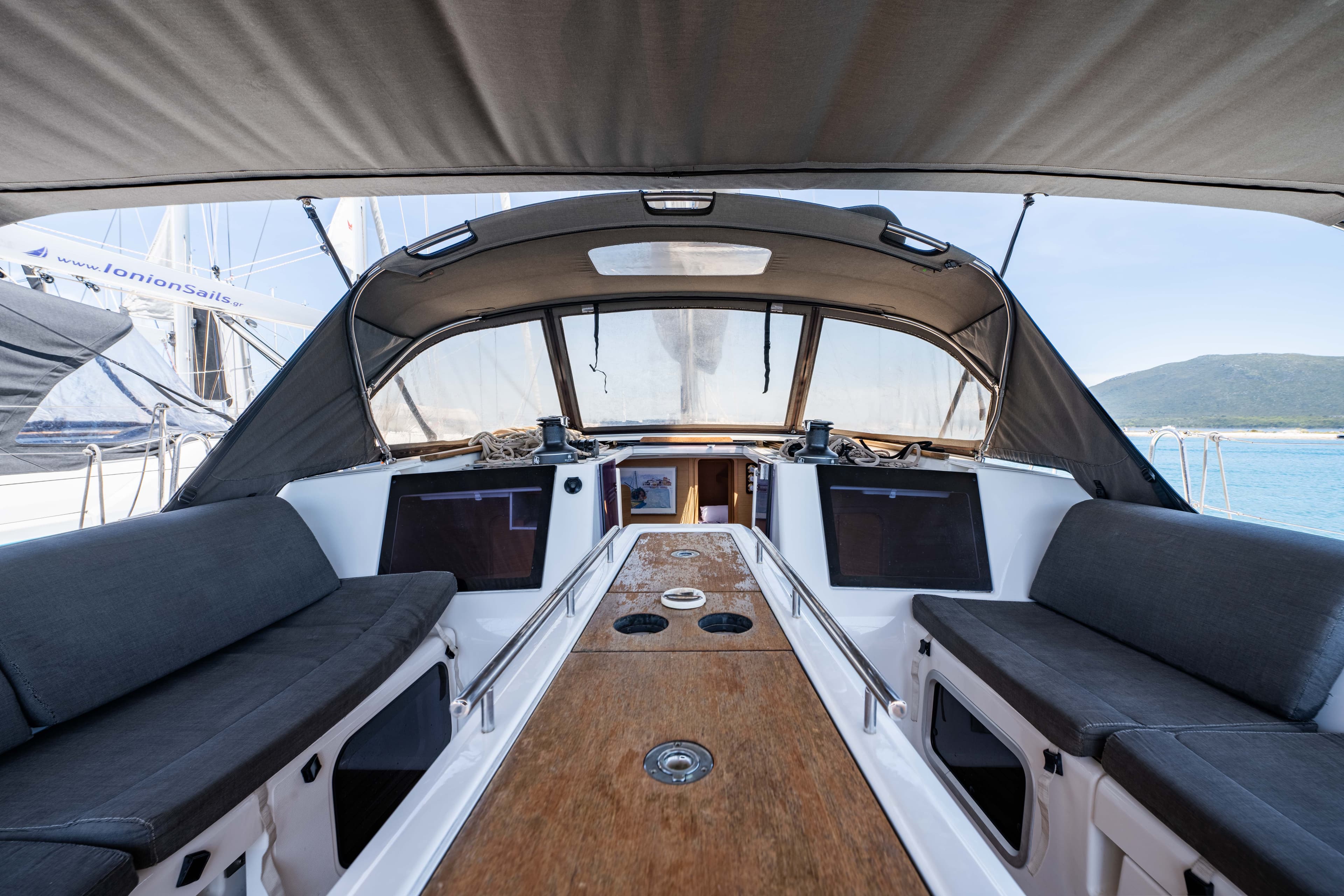 Dufour 460 Grand Large - photo 40