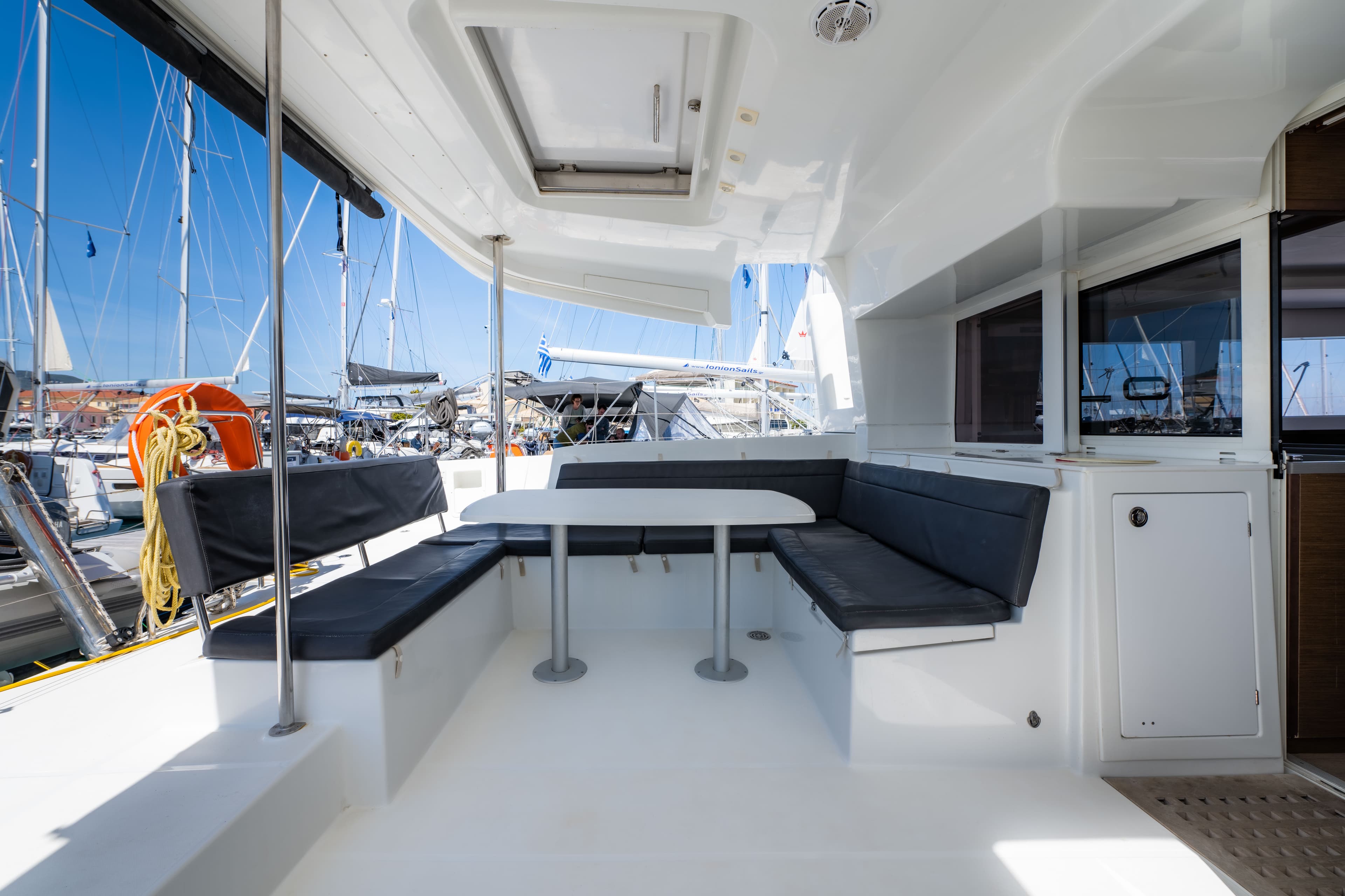 Lagoon 450 Fly - photo 49