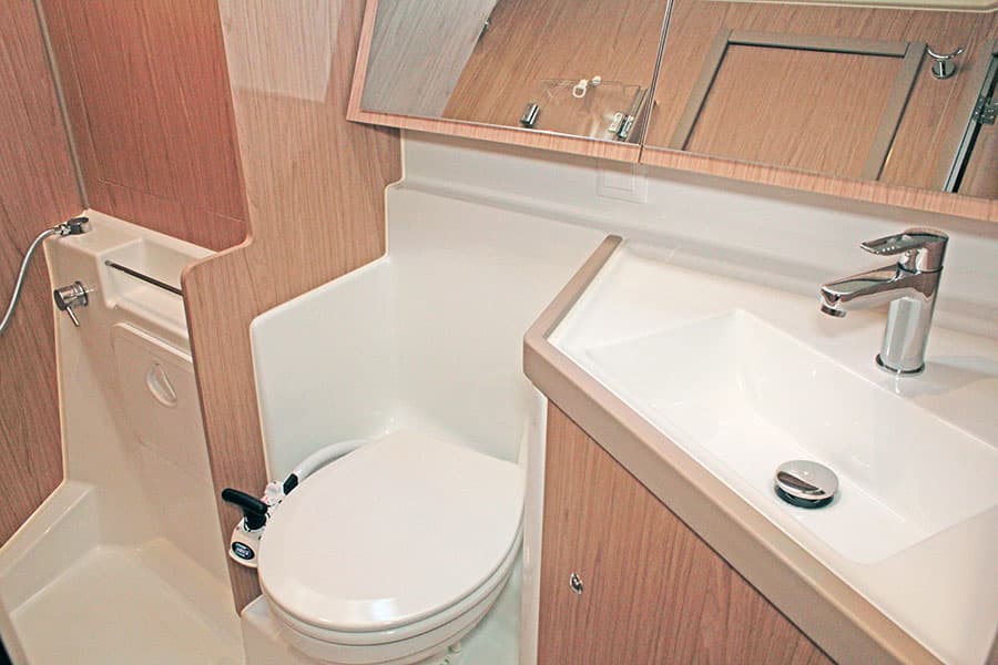 Oceanis 41.1 - photo 19