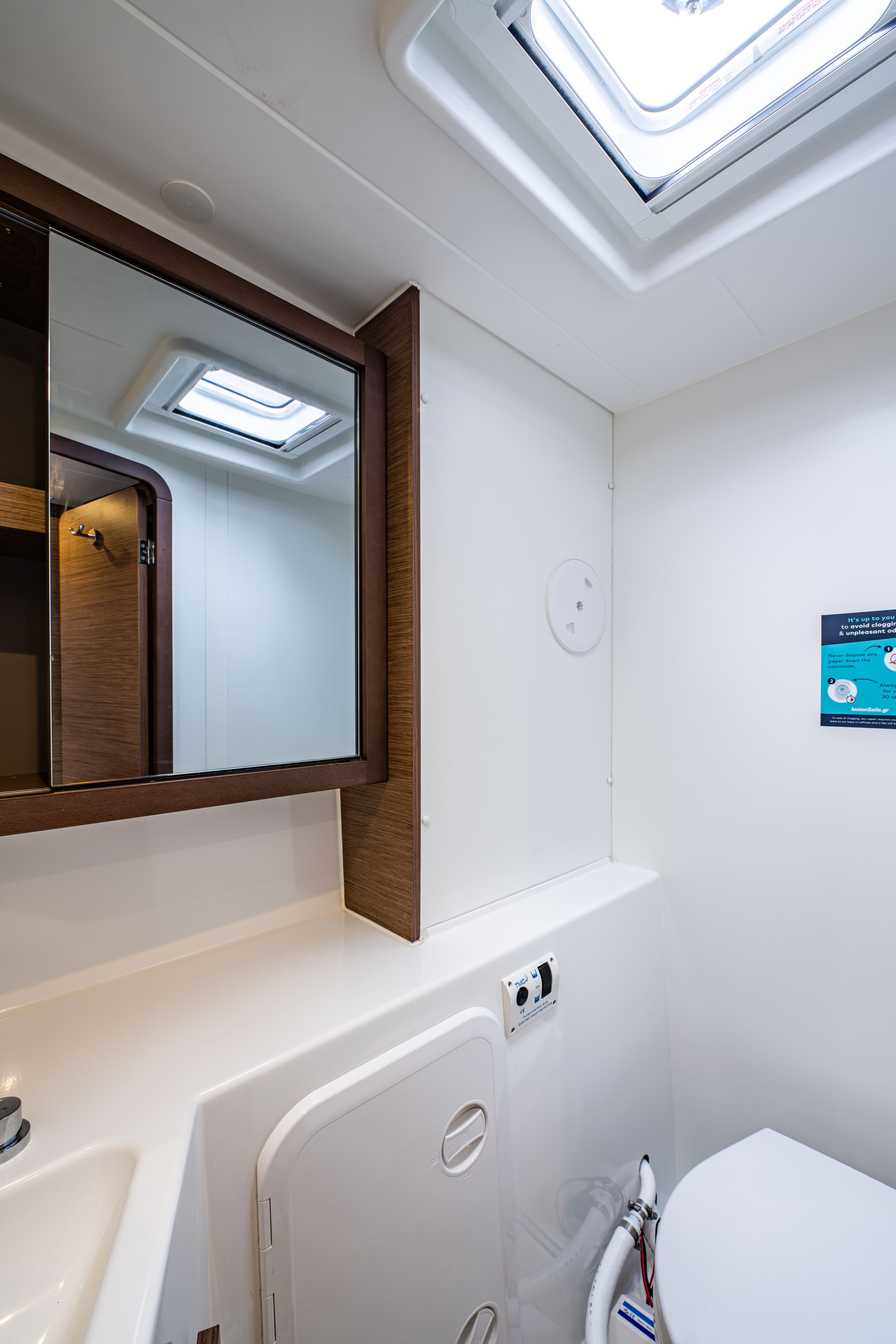 Lagoon 42 - photo 38