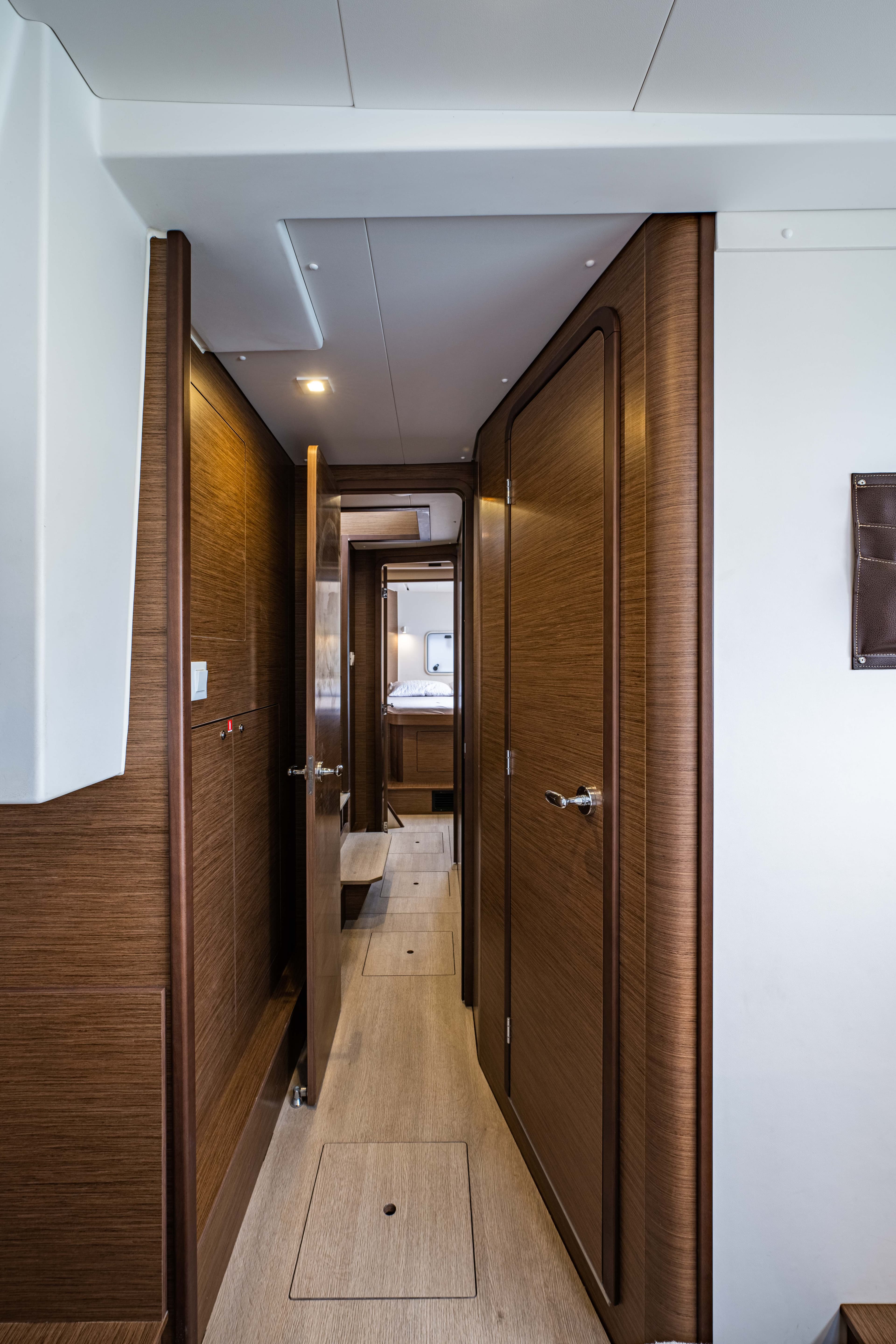 Lagoon 42 - photo 16