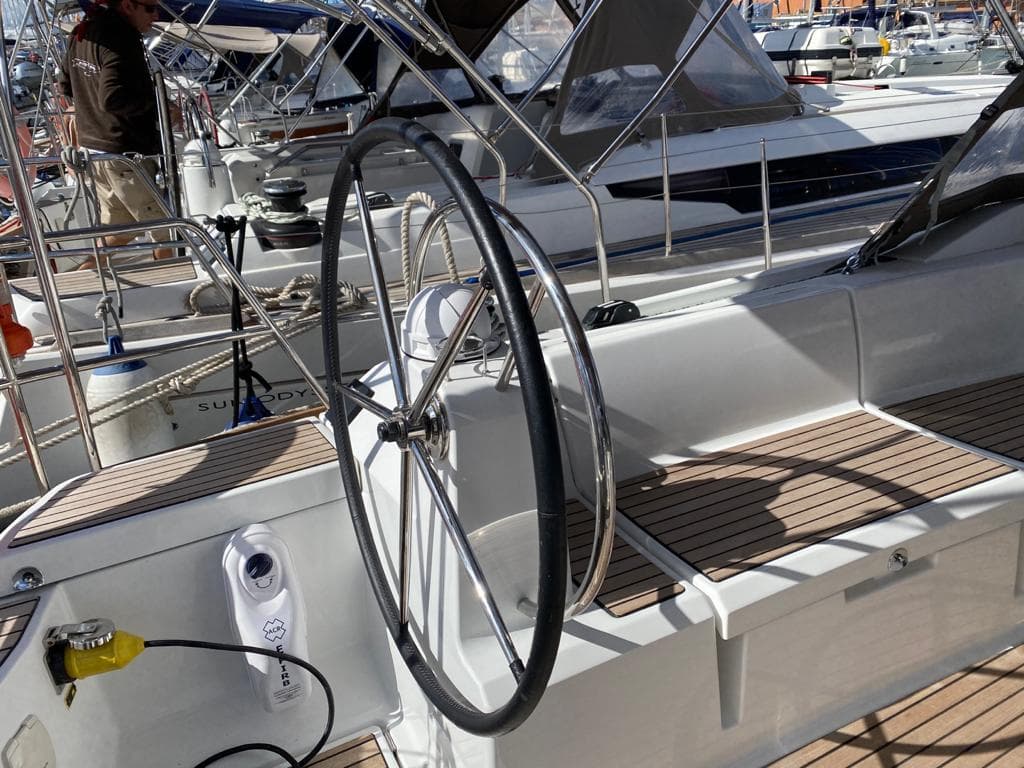 Sun Odyssey 519 - photo 10