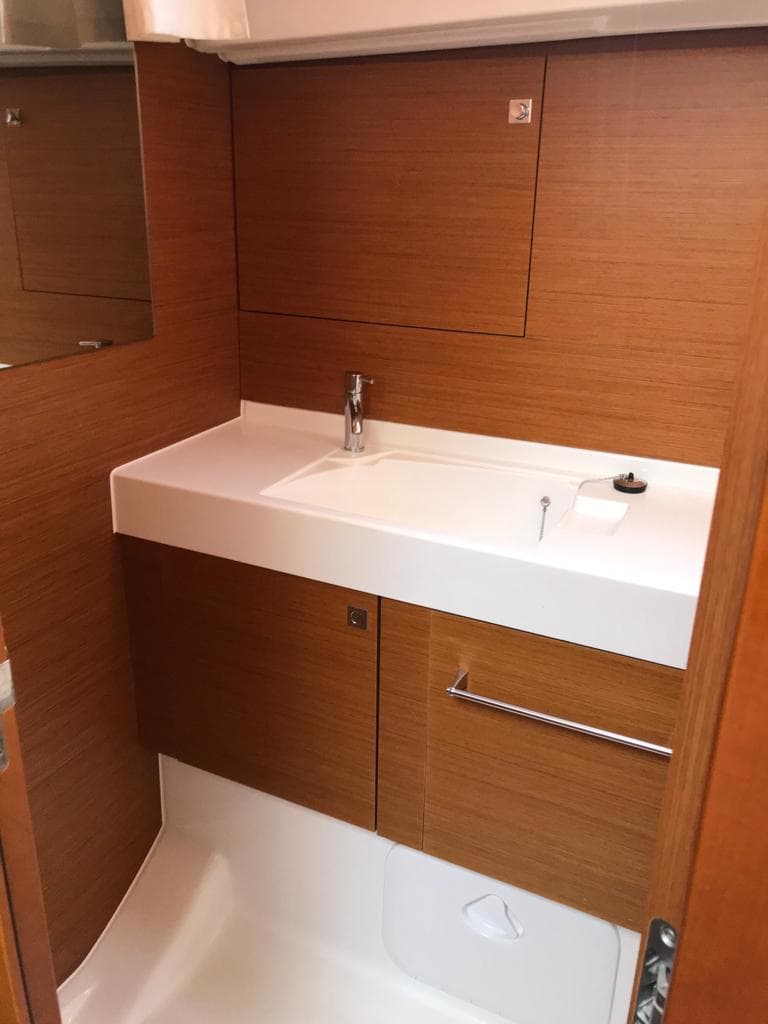 Sun Odyssey 519 - photo 7