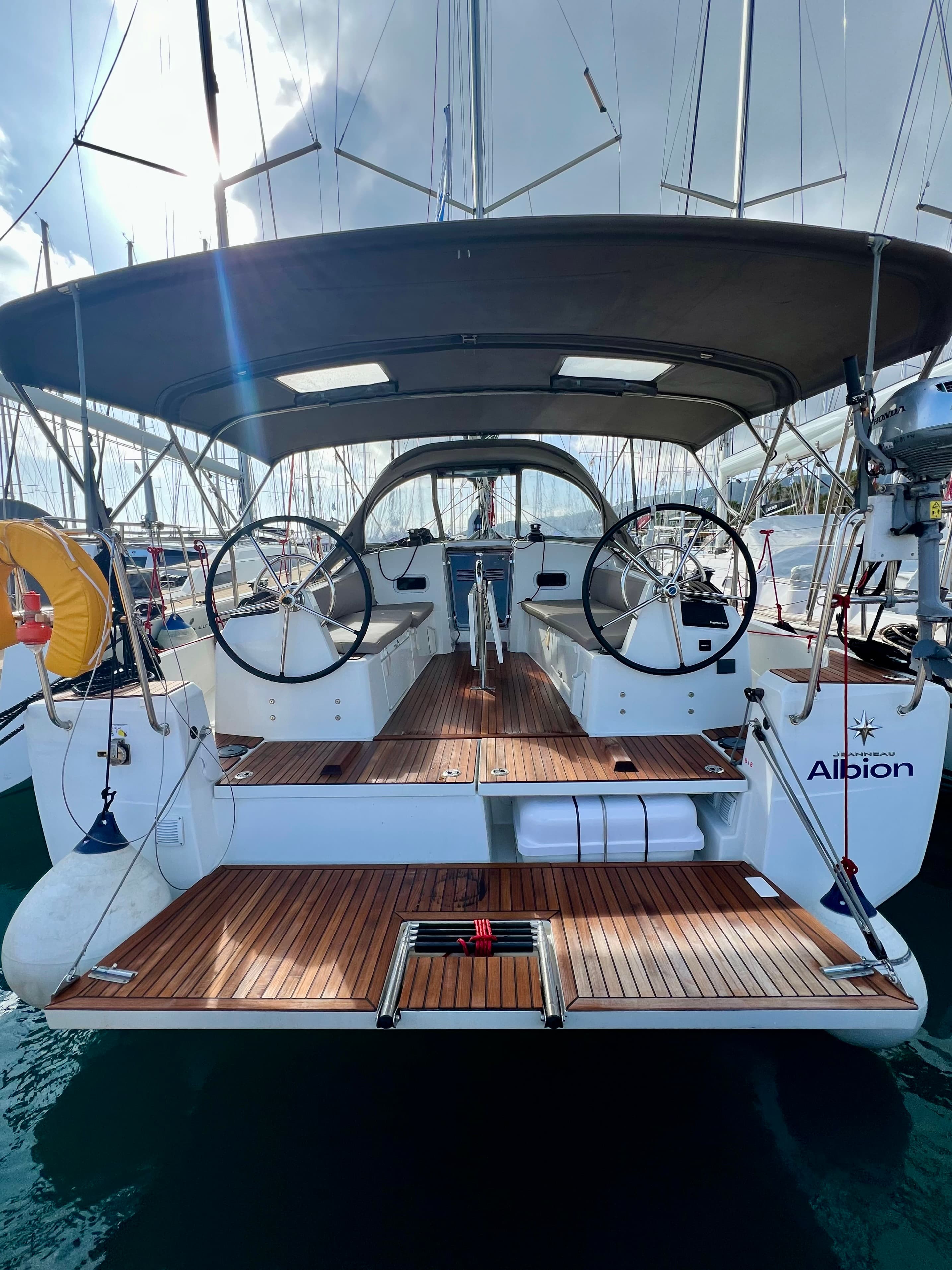 Sun Odyssey 380 - photo 4