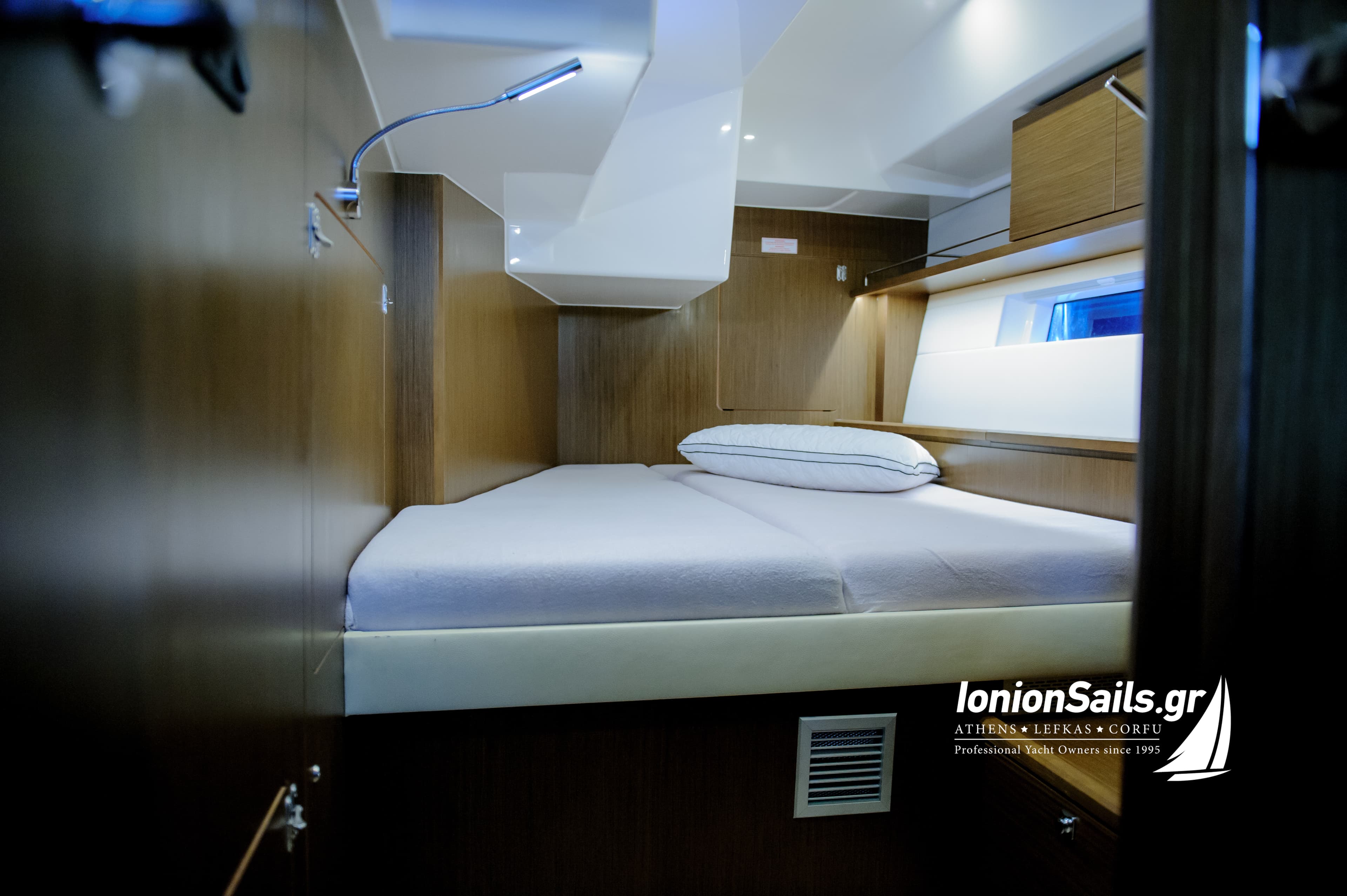 Bavaria C57 - photo 21