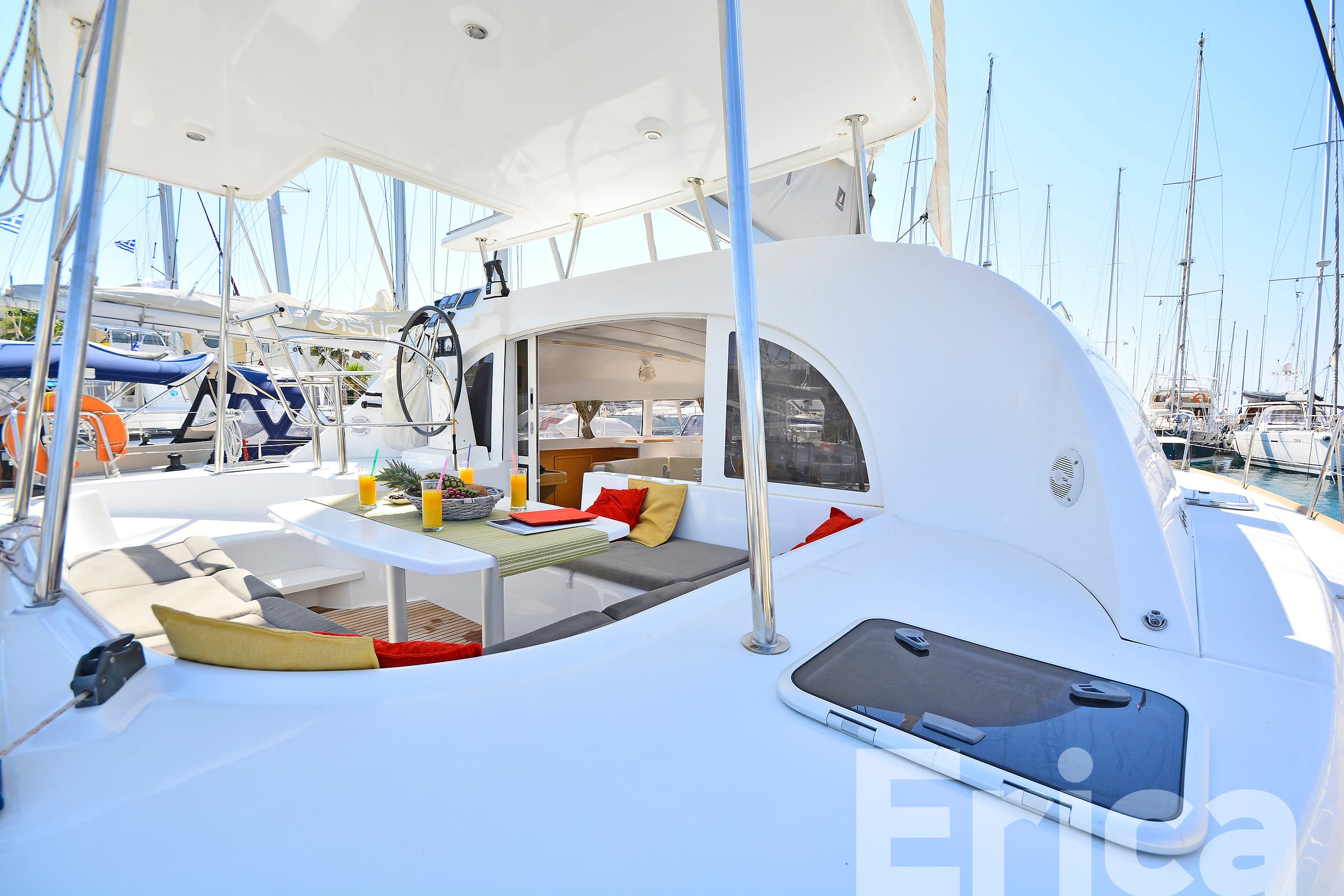 Lagoon 380 S2 - photo 4