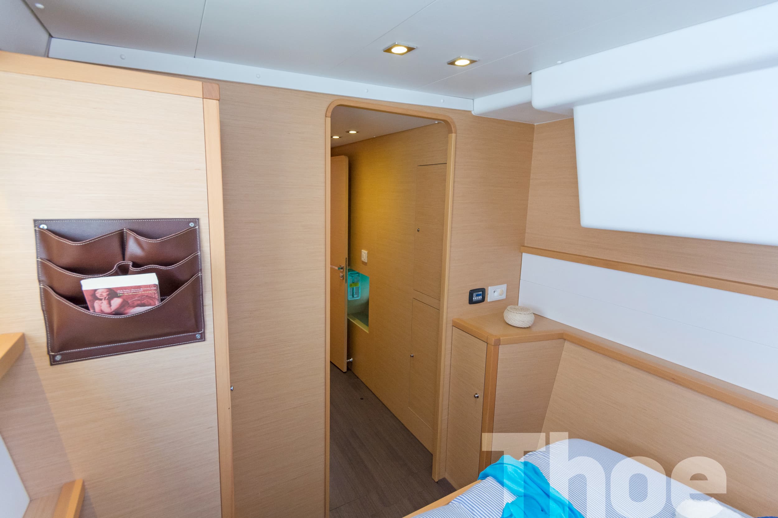 Lagoon 450 Fly - photo 21