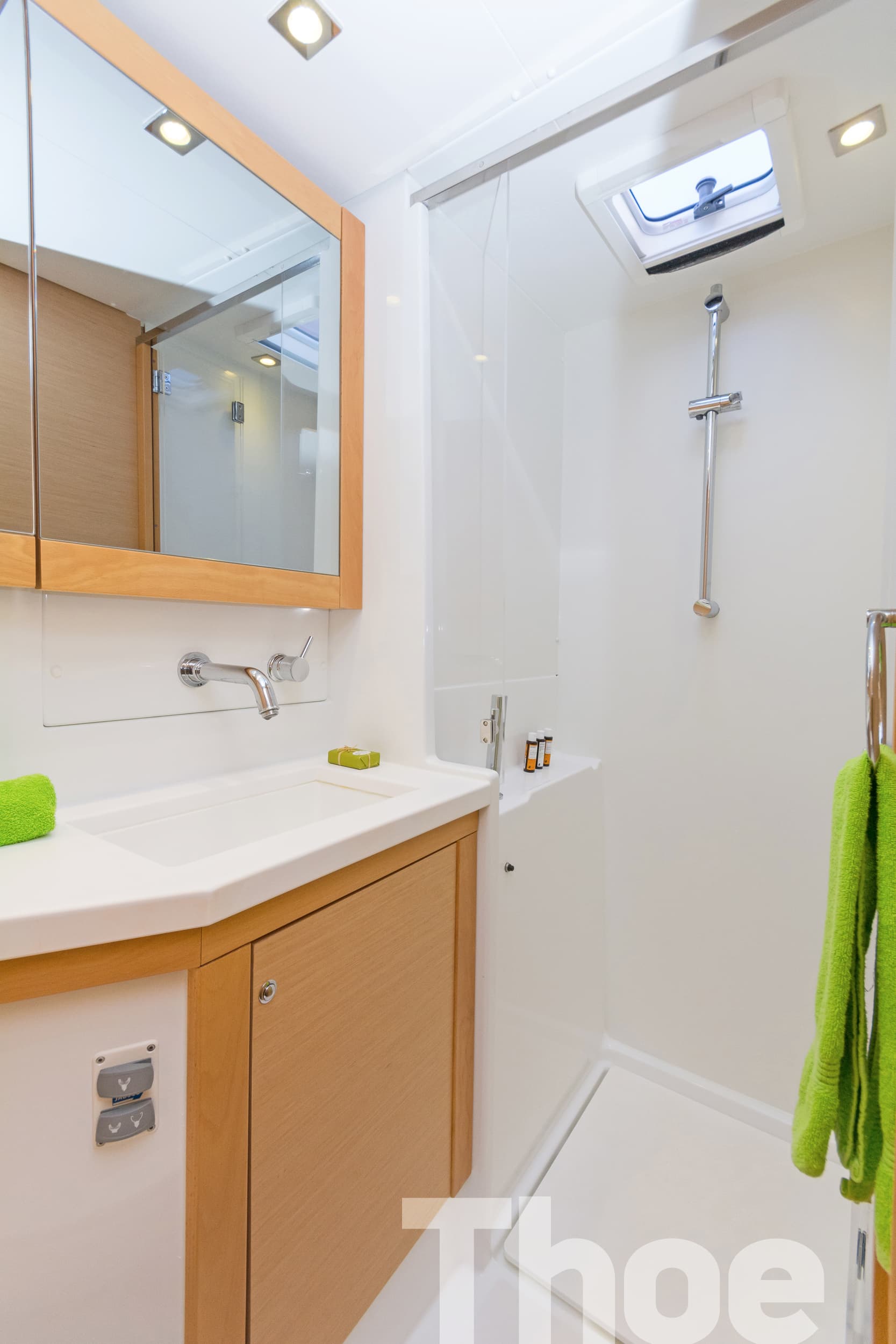 Lagoon 450 Fly - photo 31