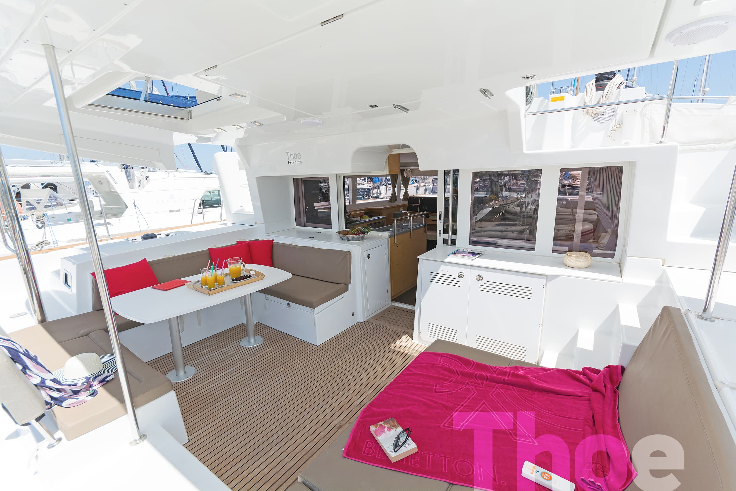 Lagoon 450 Fly - photo 38