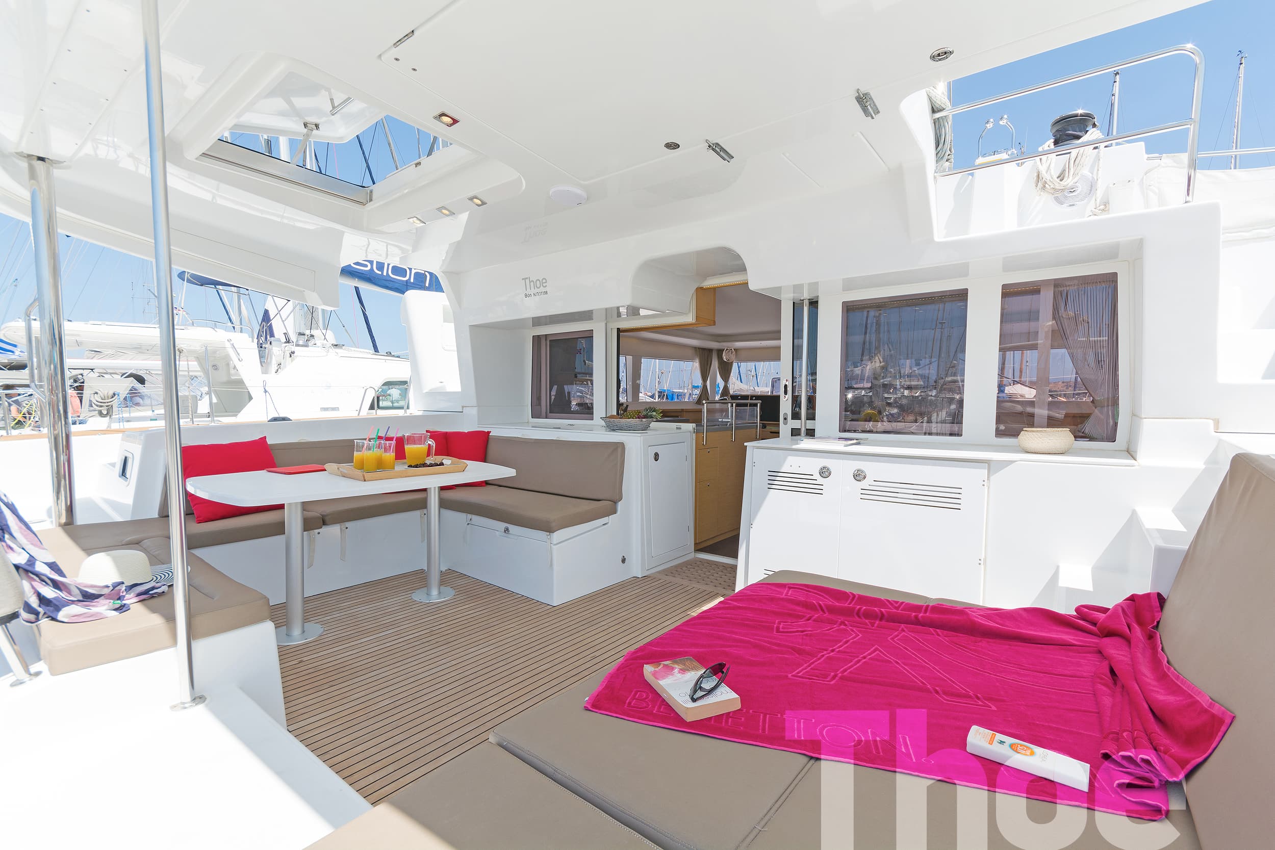 Lagoon 450 Fly - photo 26