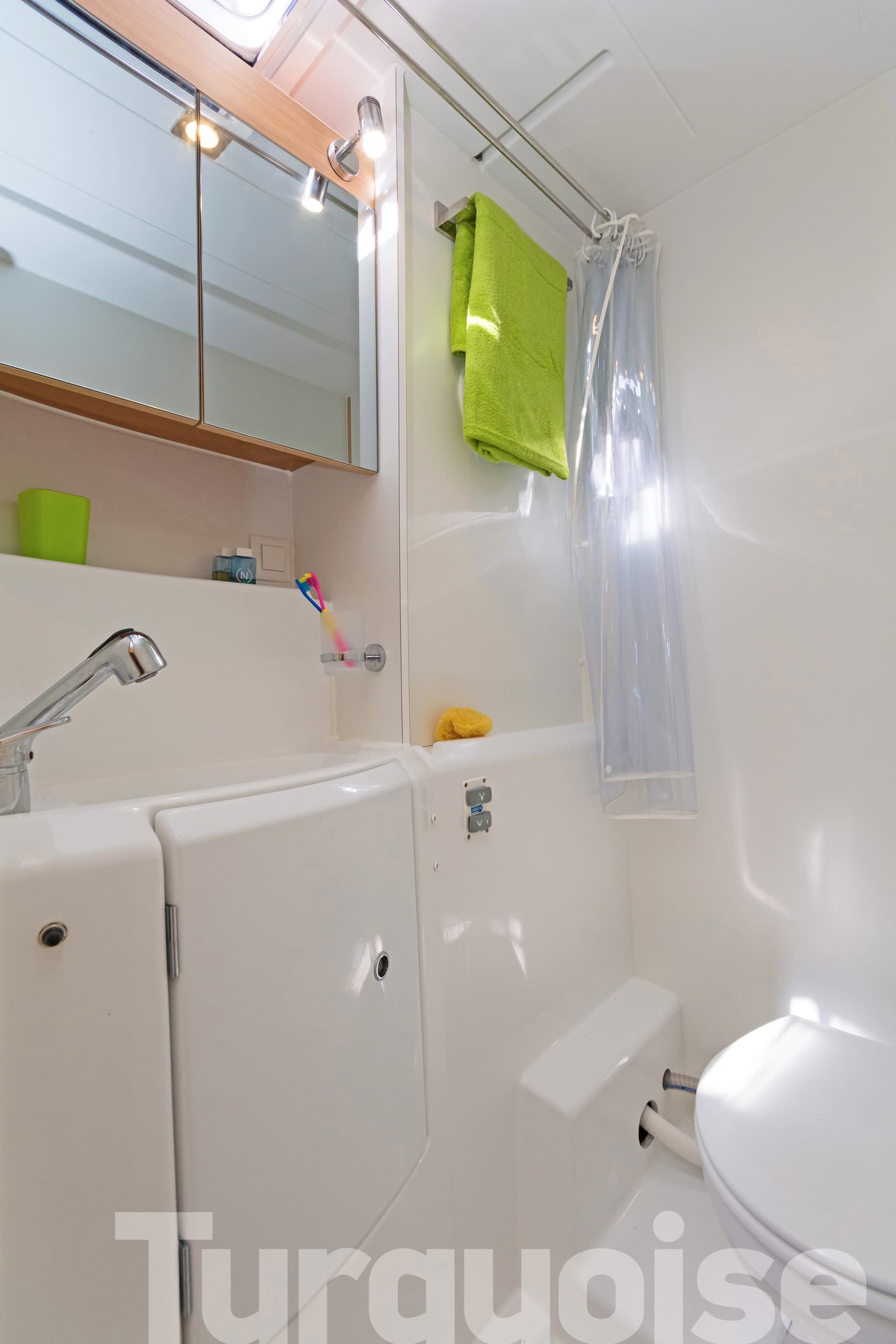 Lagoon 400 S2 - photo 16