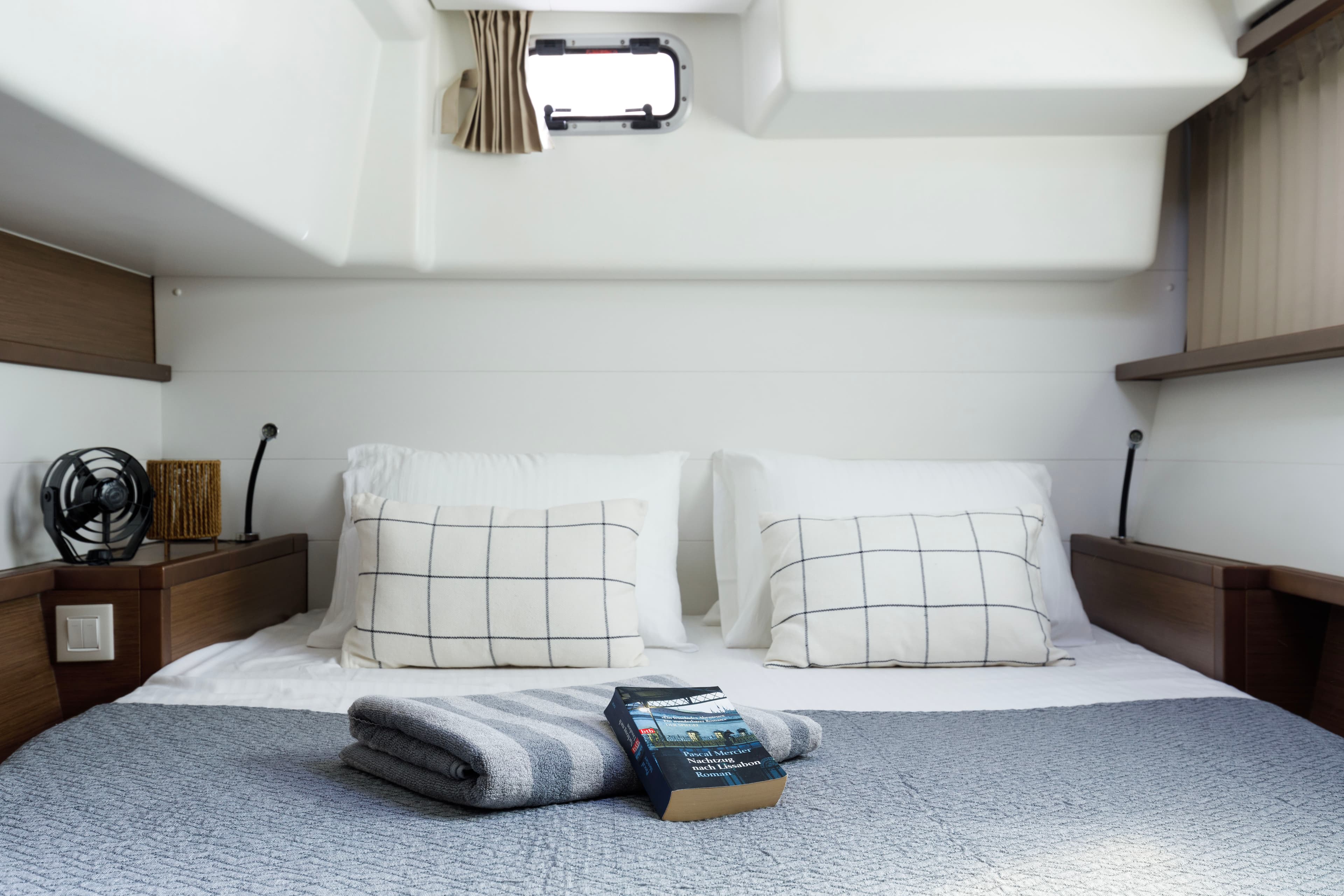 Lagoon 450 Fly - photo 29