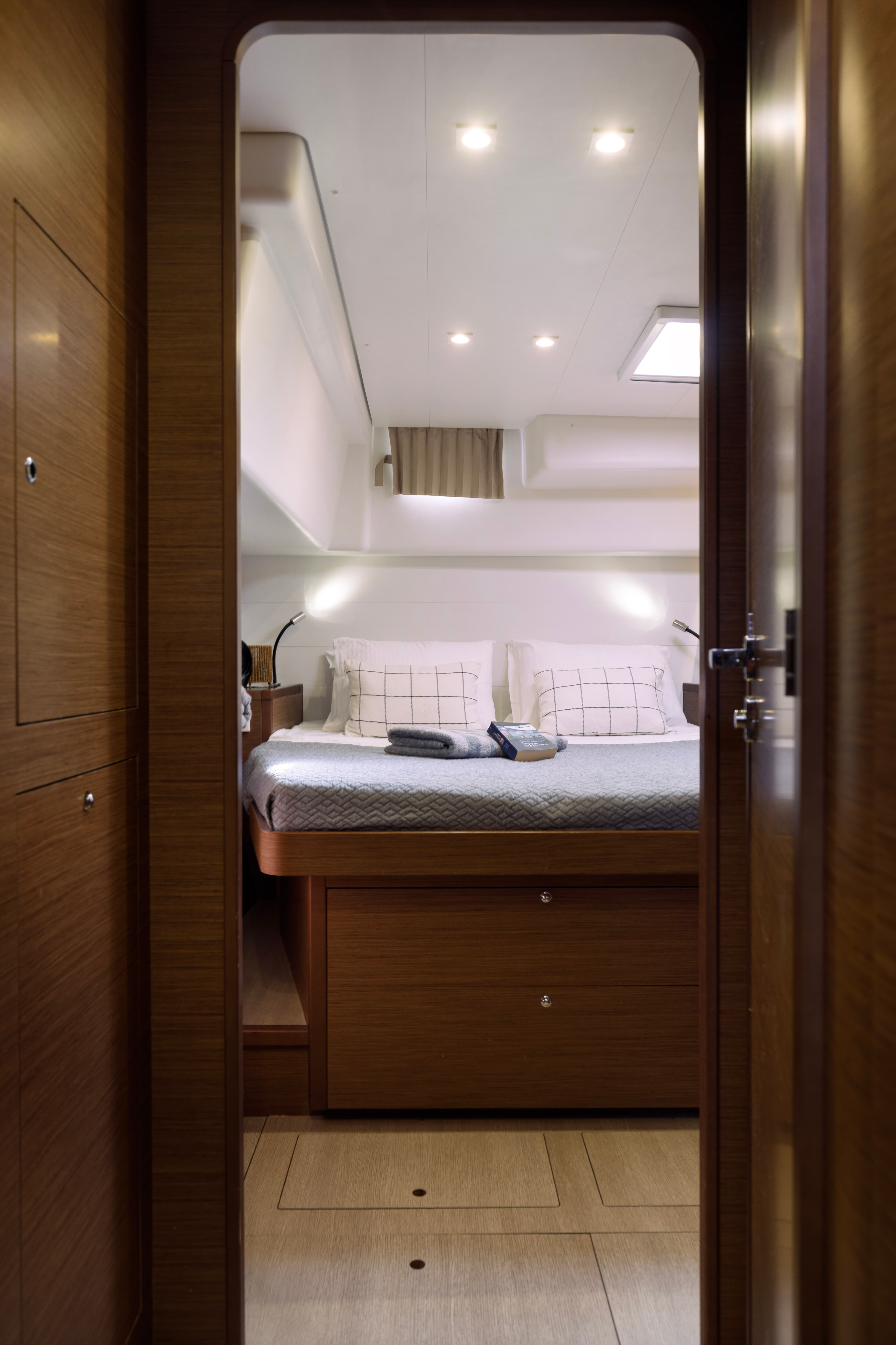 Lagoon 450 Fly - photo 10